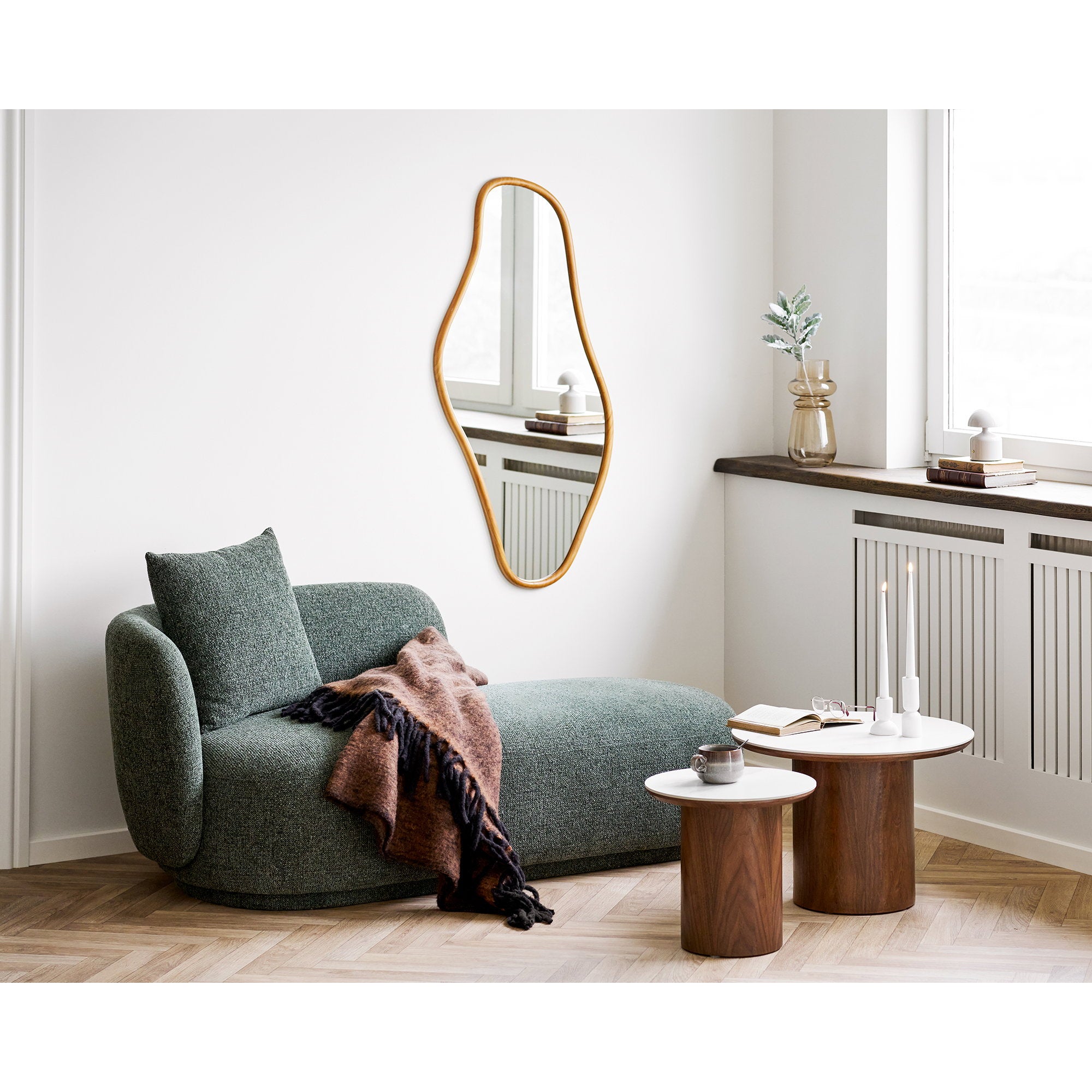 Noli Side Table - Side table, ceramic table top/ash veneer, white/dark brown ø40x38 cm