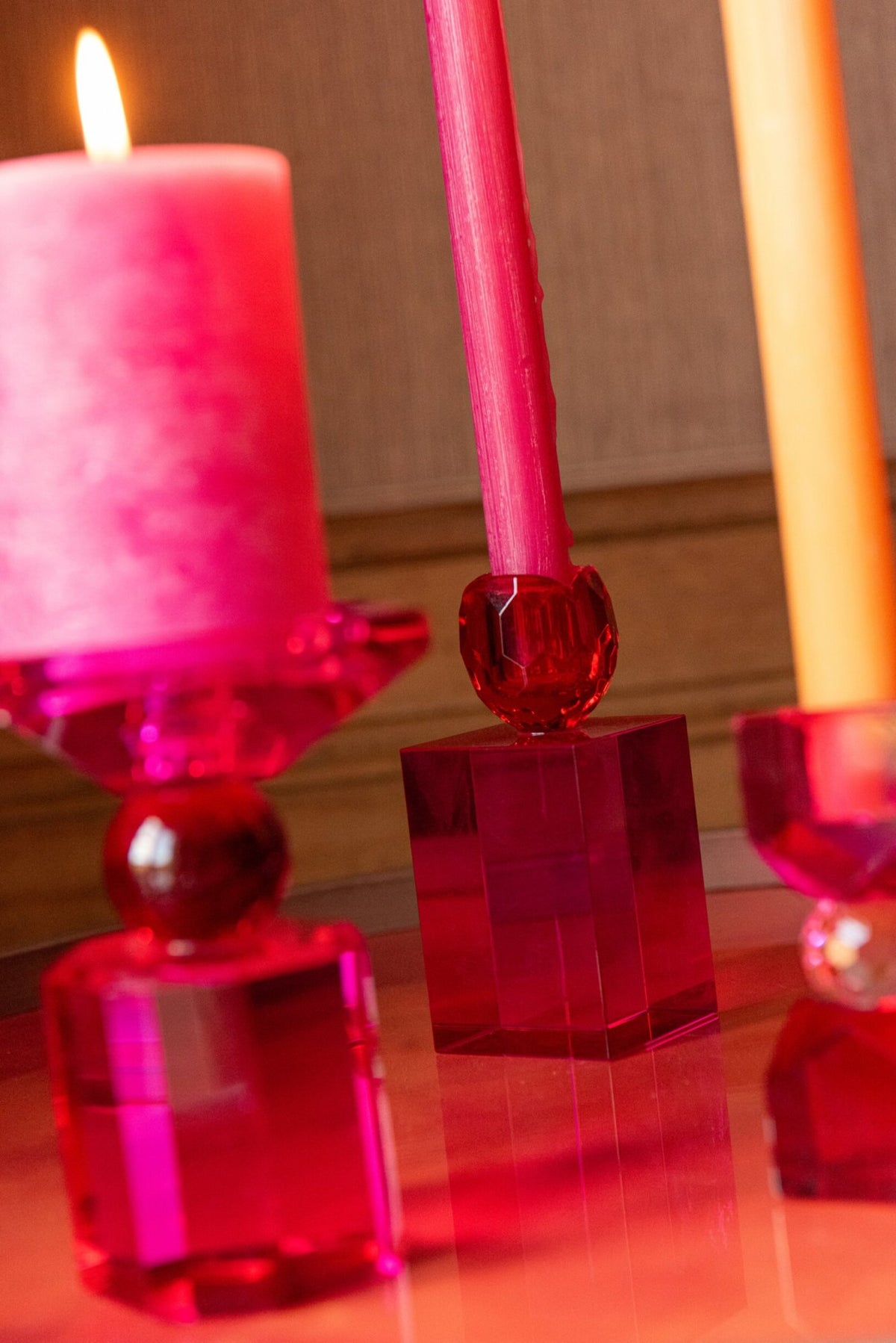 Kaarsenhouder rechthoekig glas medium – kerstrood en fuchsia, 6 x 6 x 13 cm