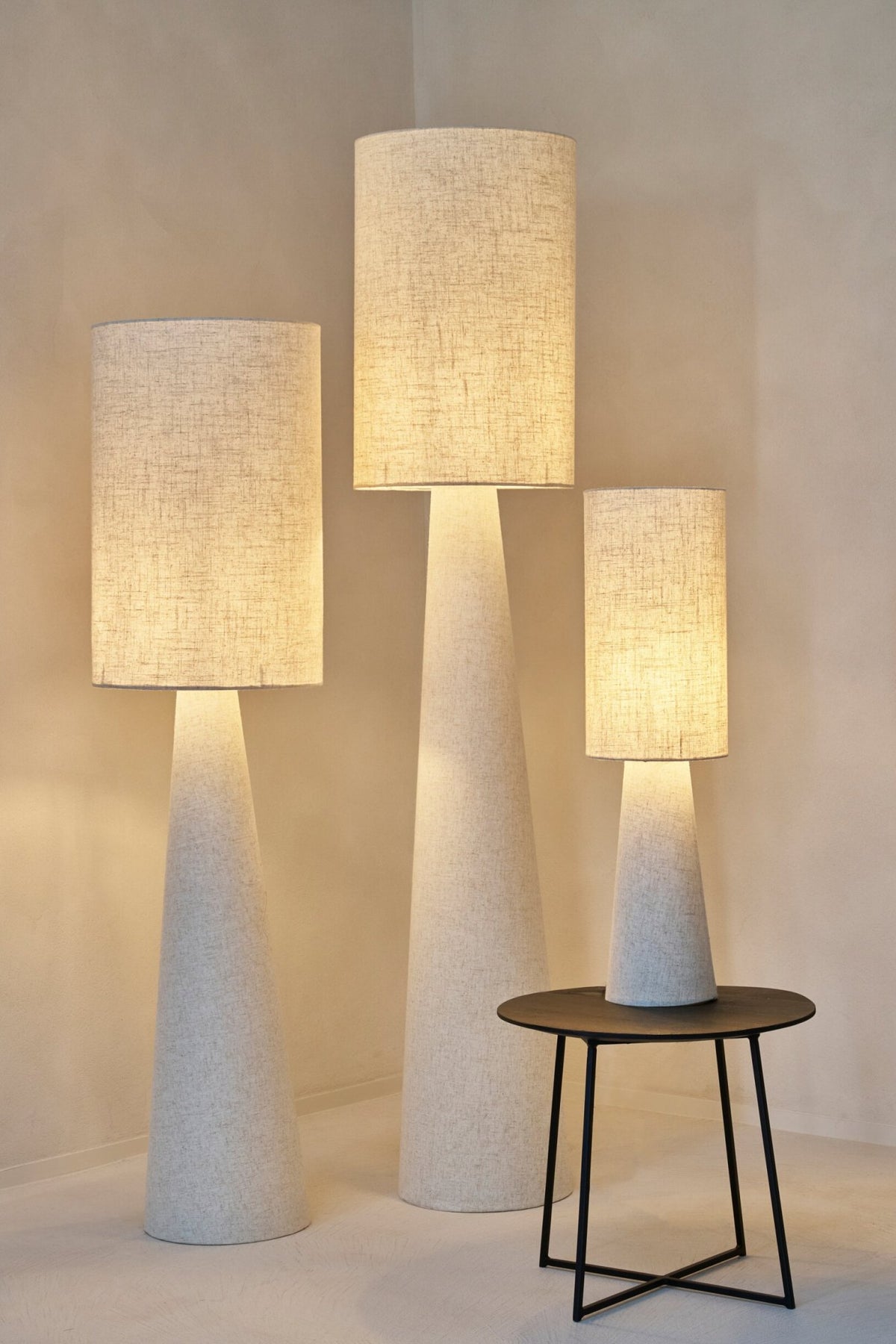 Vloerlamp – stof en ijzer, beige, ø35x140 cm