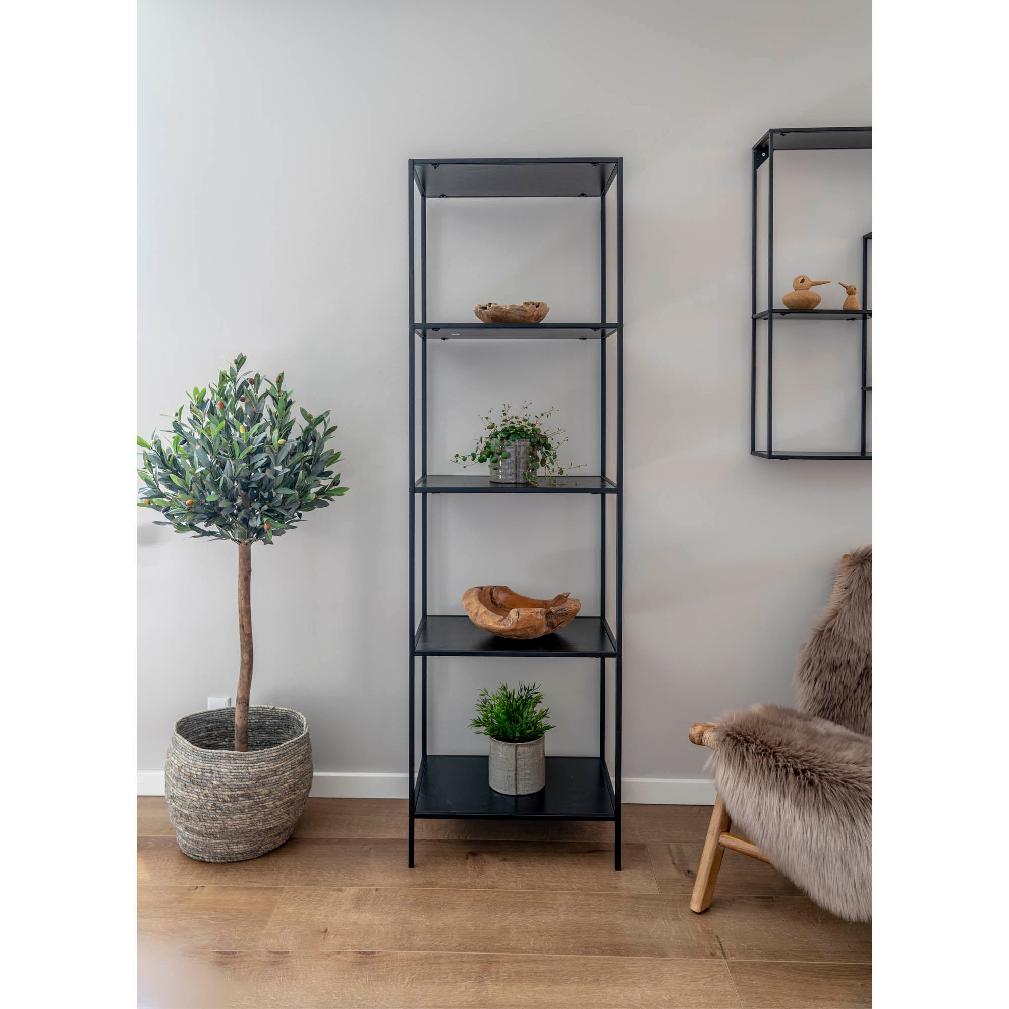 Vita kast met 5 planken in zwart met zwart frame