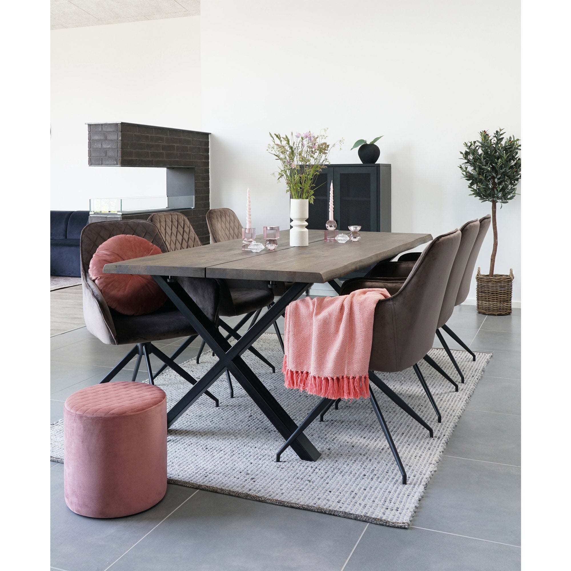 Melbourne kast van staal in zwart met 2 mesh deuren 80×40×120 cm