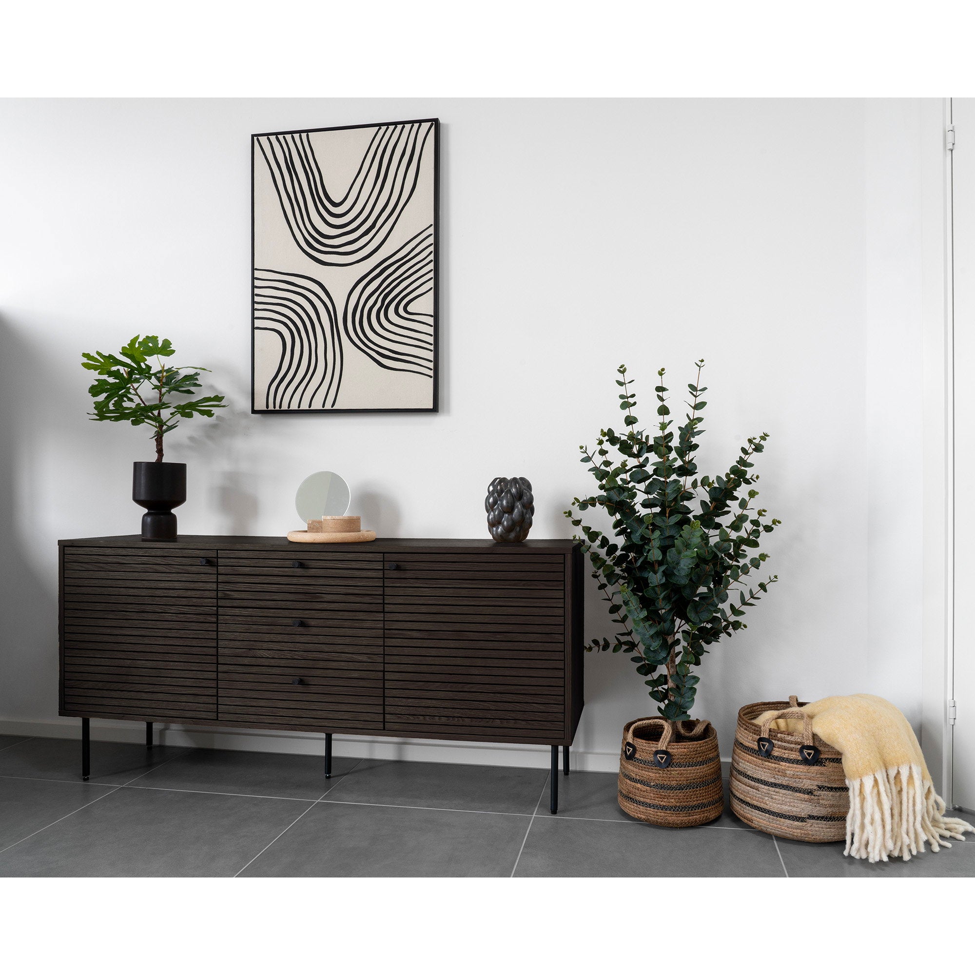 Kyoto dressoir van eiken fineer in smoked uitvoering