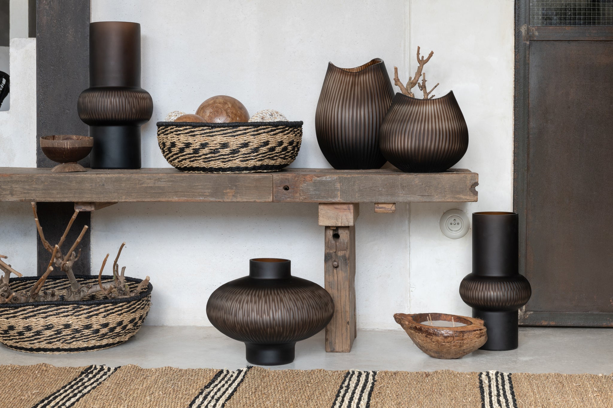 Vase Stripe Ball Glass Brown Large