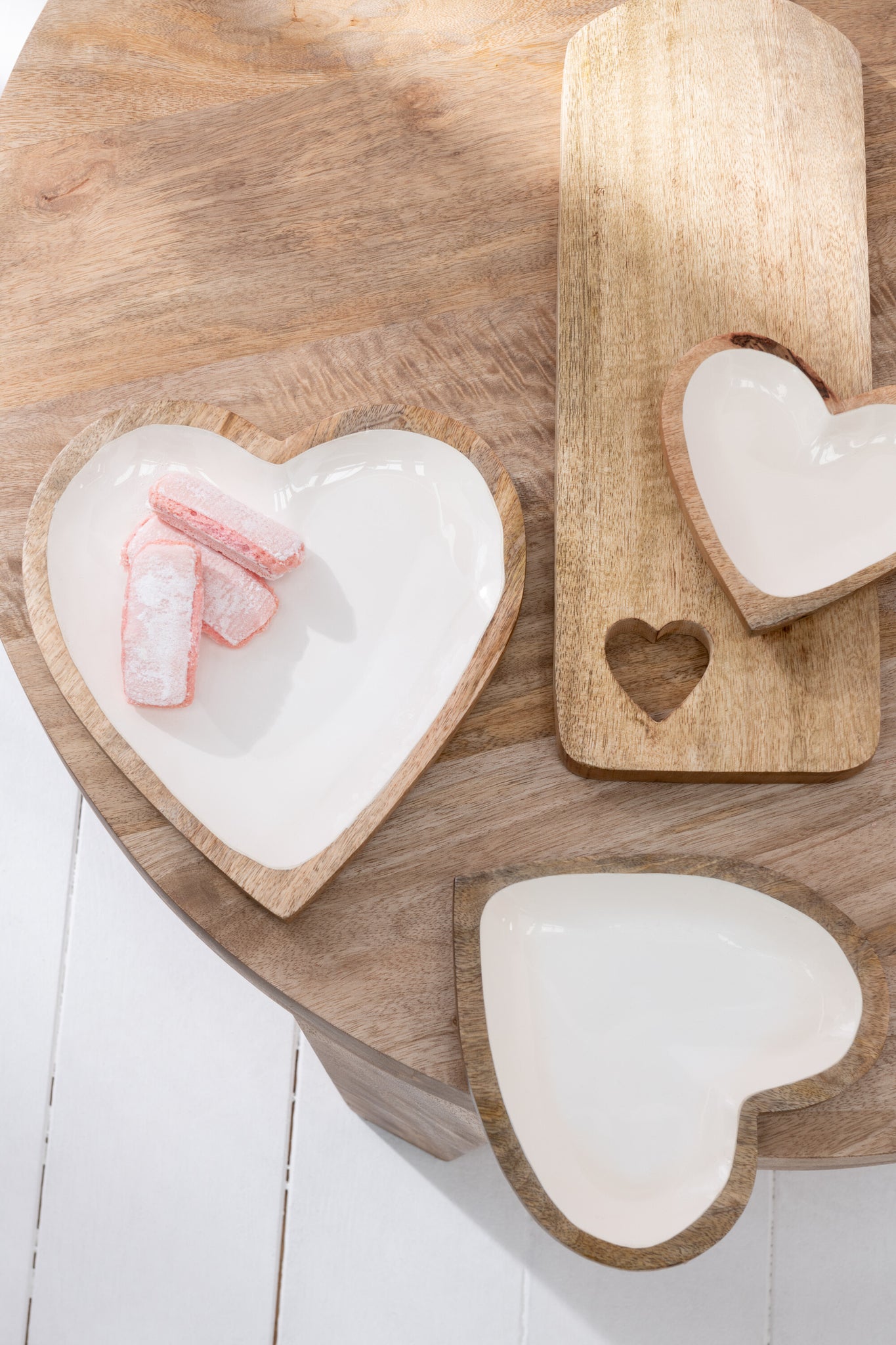 Cutting Board Rectangle Heart Mango Wood Small