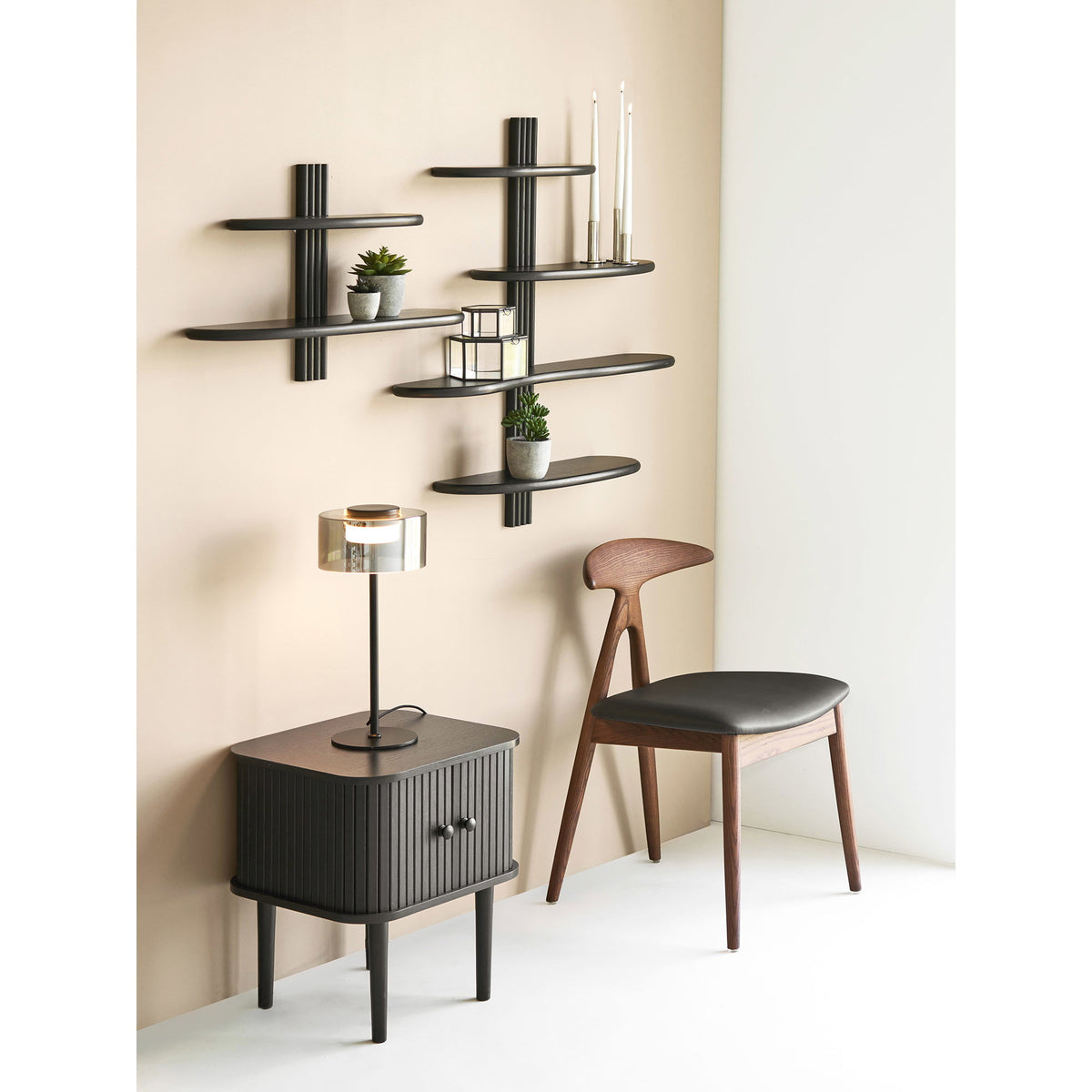 Wandplank Aliano – eikenhout, zwart, 65x17,5x42,5 cm