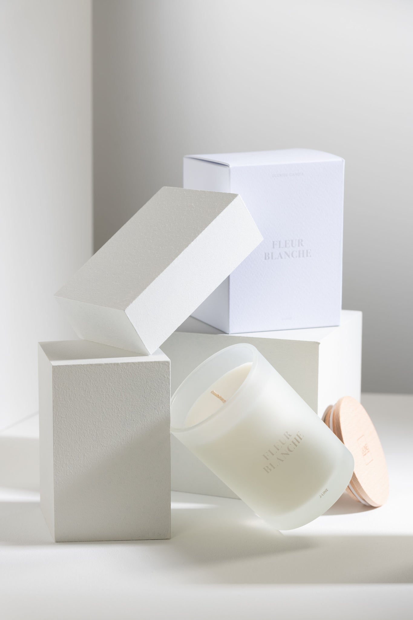 Scented Candle Accords Essentiels Fleur Blanche-38H