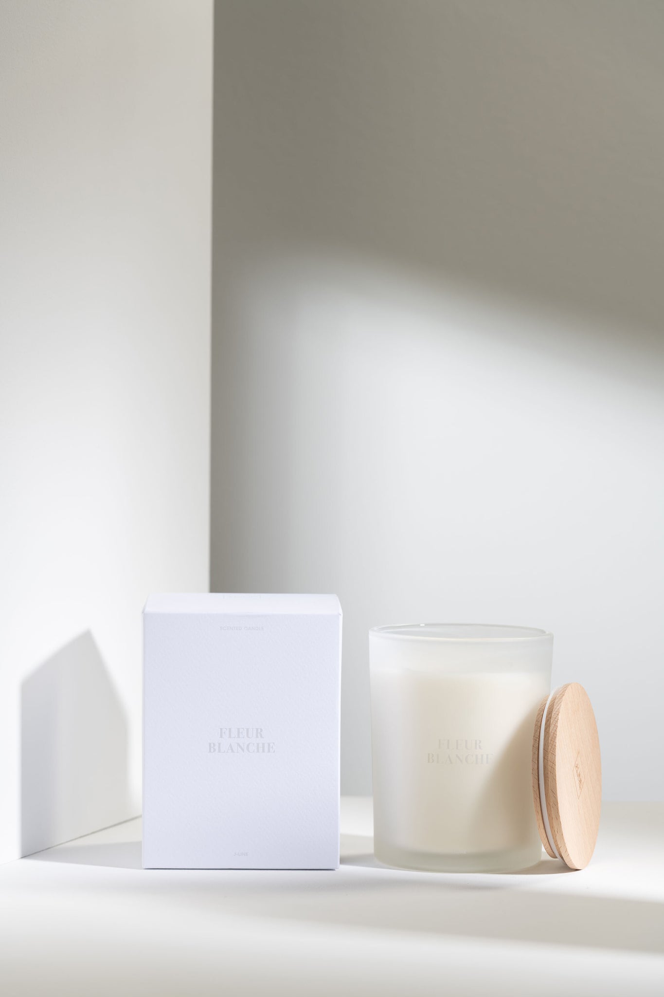 Scented Candle Accords Essentiels Fleur Blanche-52H