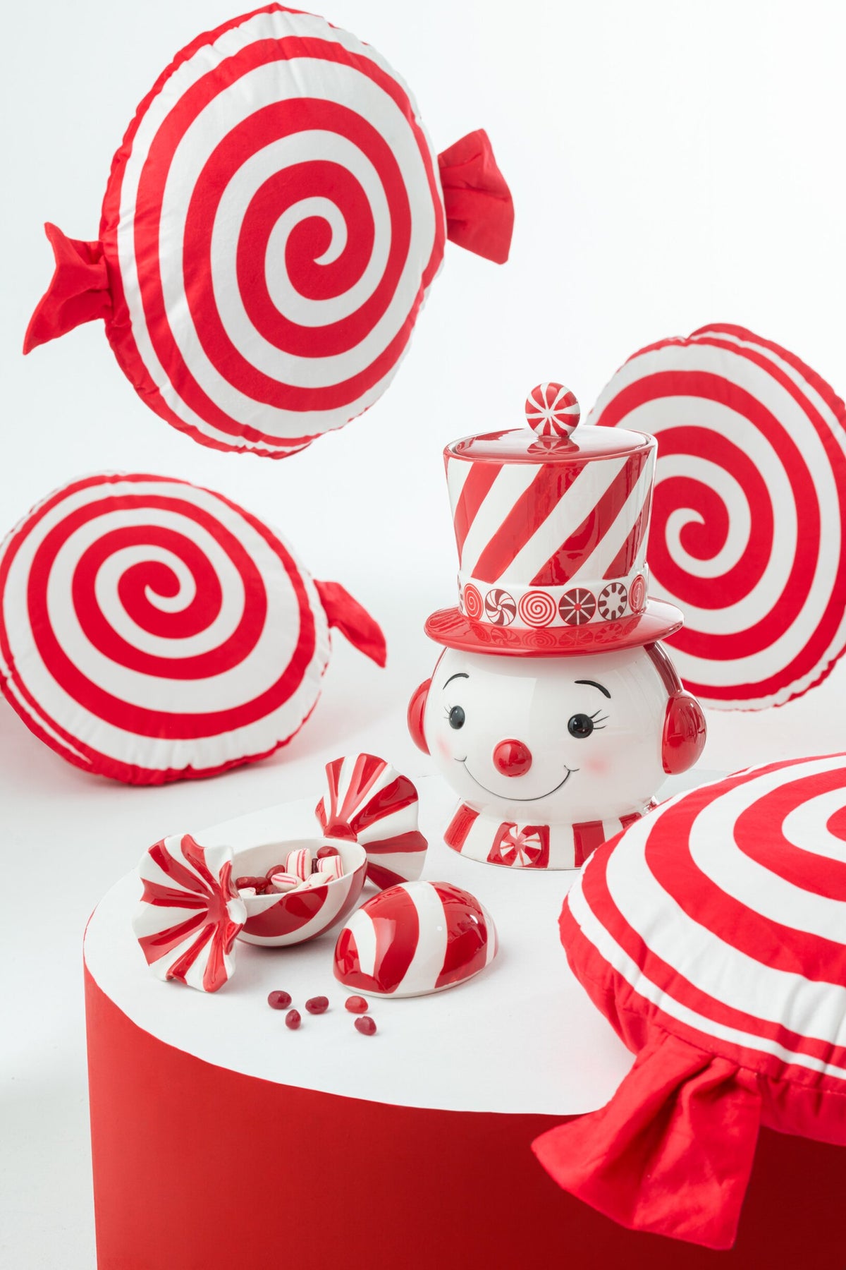 Decoratieve pot sneeuwpop met muts – dolomiet, kerstrood en wit, 20 x 18 x 30,5 cm