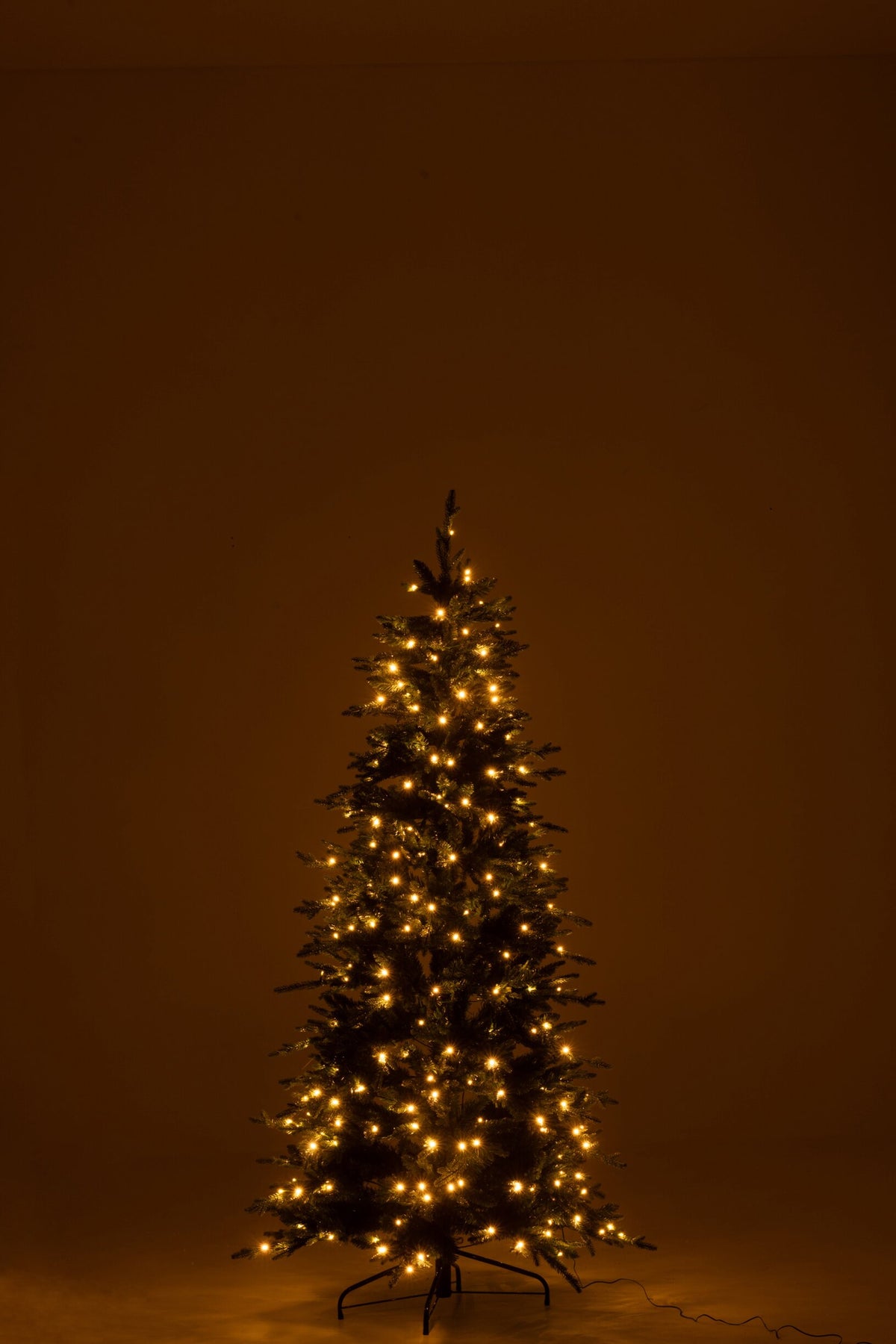 Kunstkerstboom met 300 LED – donkergroen, 210 cm