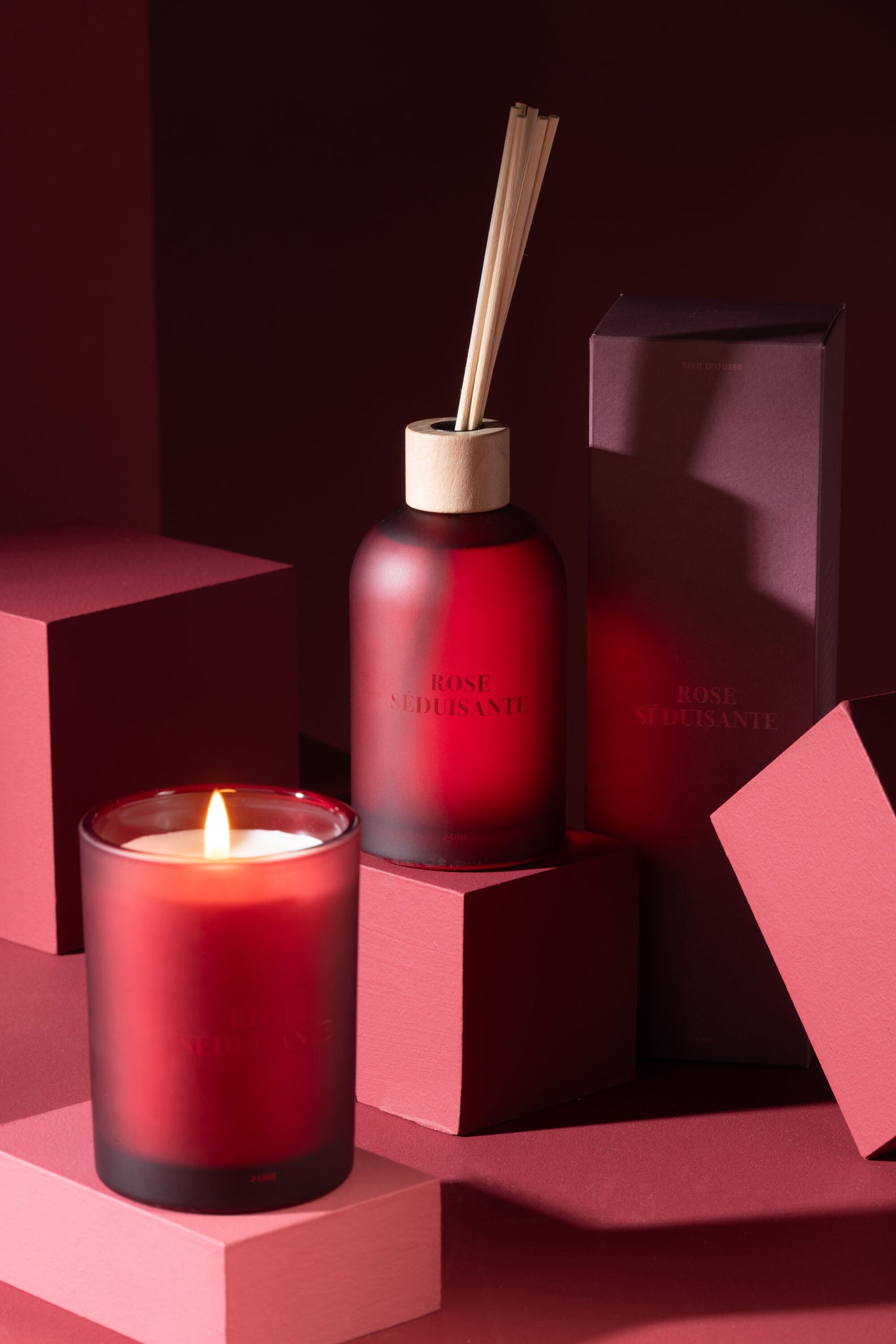Reed Diffuser Accords Essentiels Rose Seduisante-250Ml