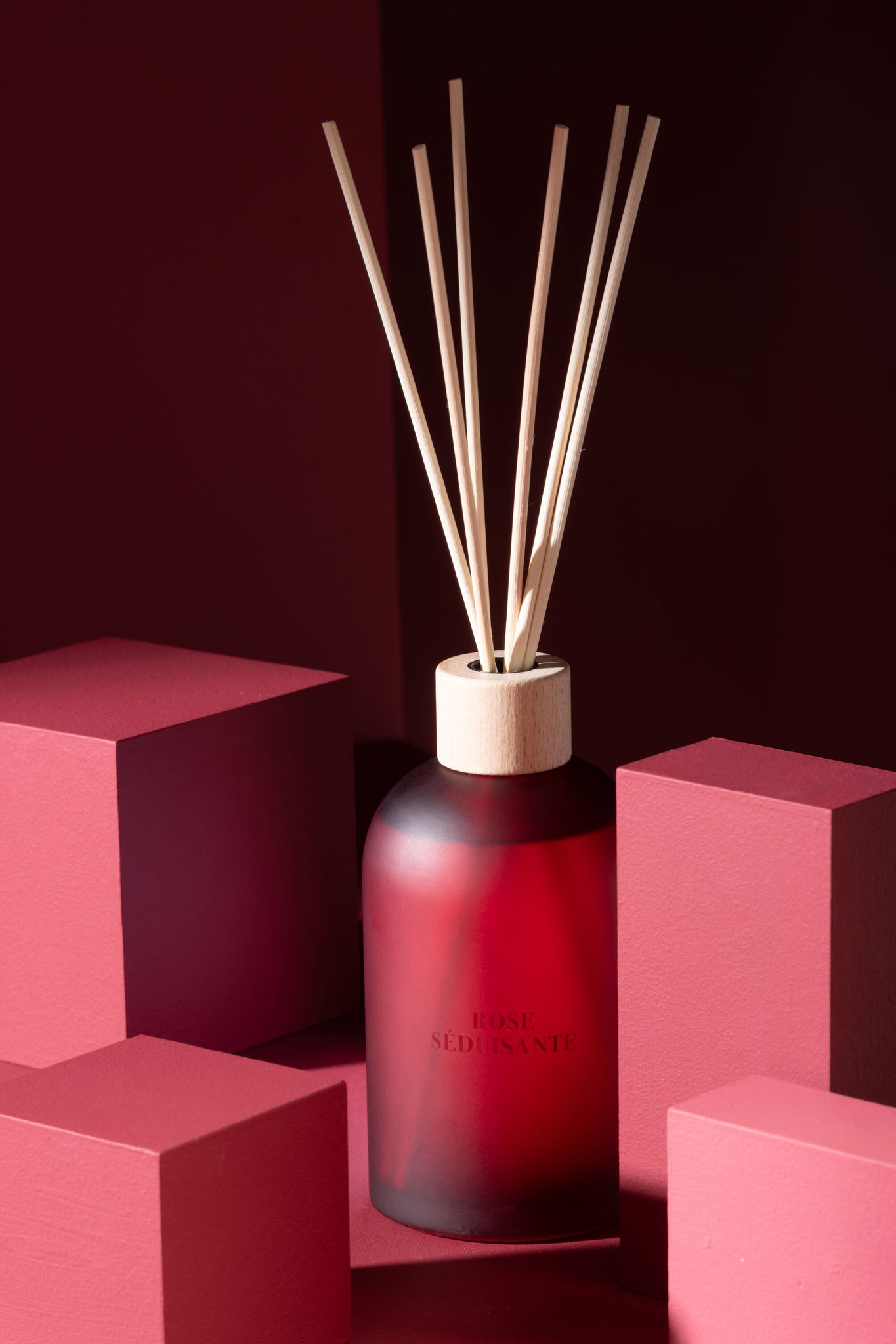 Reed Diffuser Accords Essentiels Rose Seduisante-550Ml