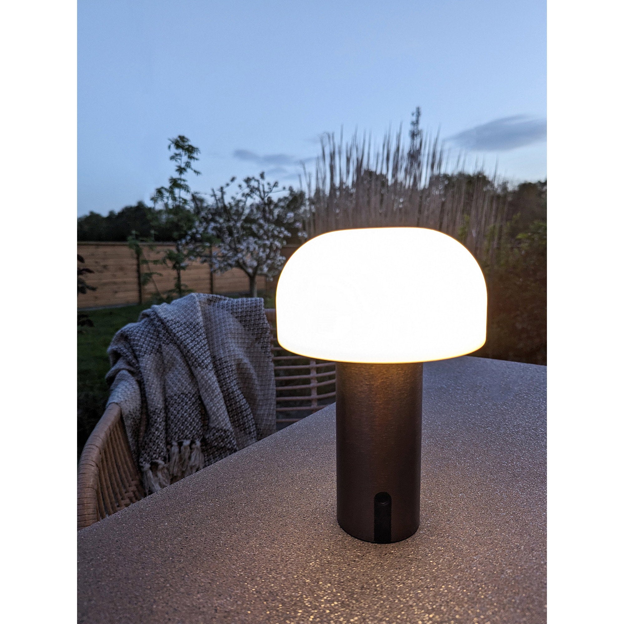 Soham LED Lamp - Lamp, rechargeable, white/copper