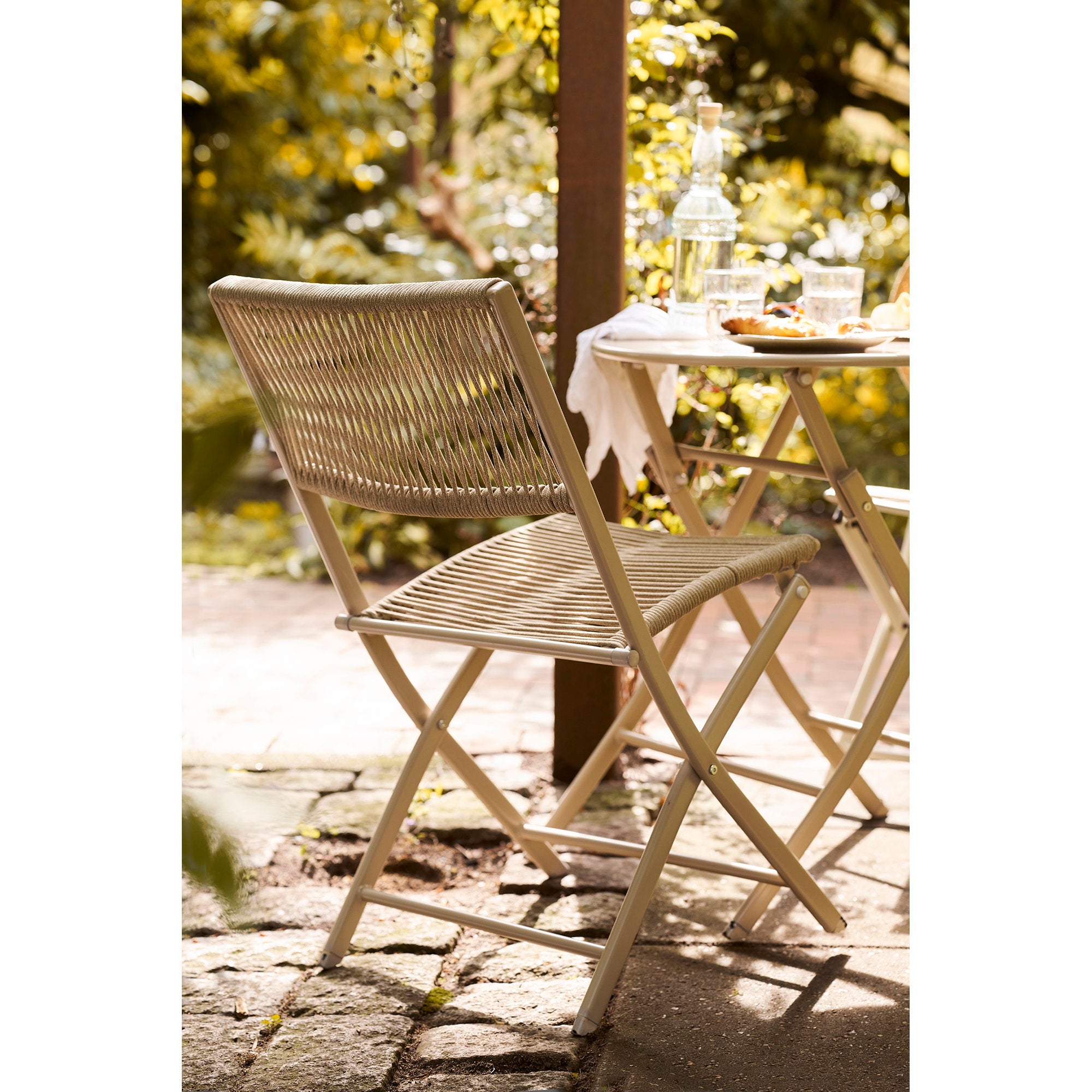 Arcas bistro set van rope en staal in taupe met 2 stoelen en tafel