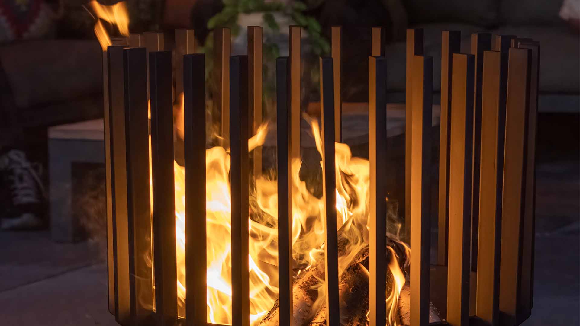 Irving Vuurkorf Large Zwart