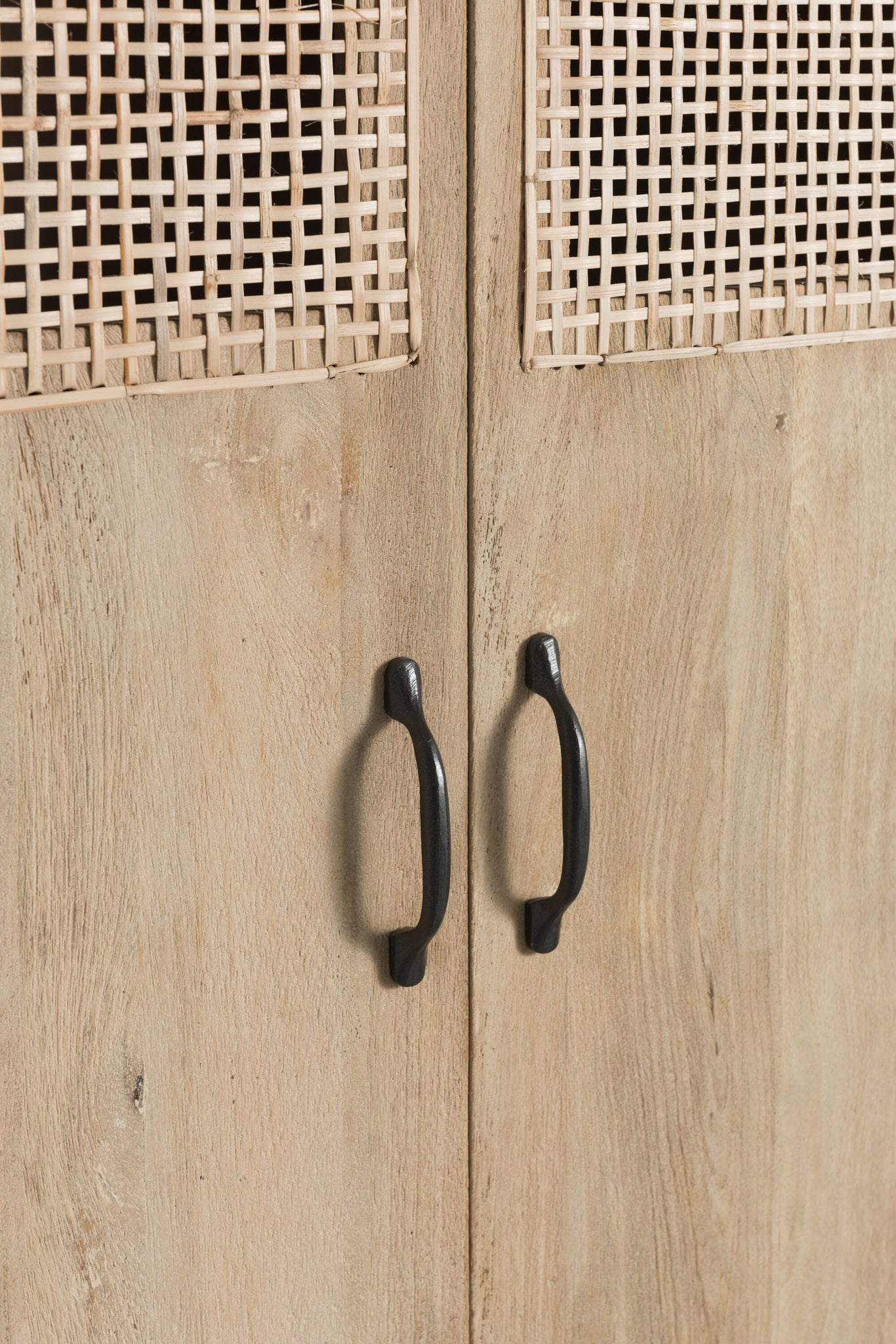 Cabinet 3Doors+4Drawers Woven Reed Mango Wood Natural