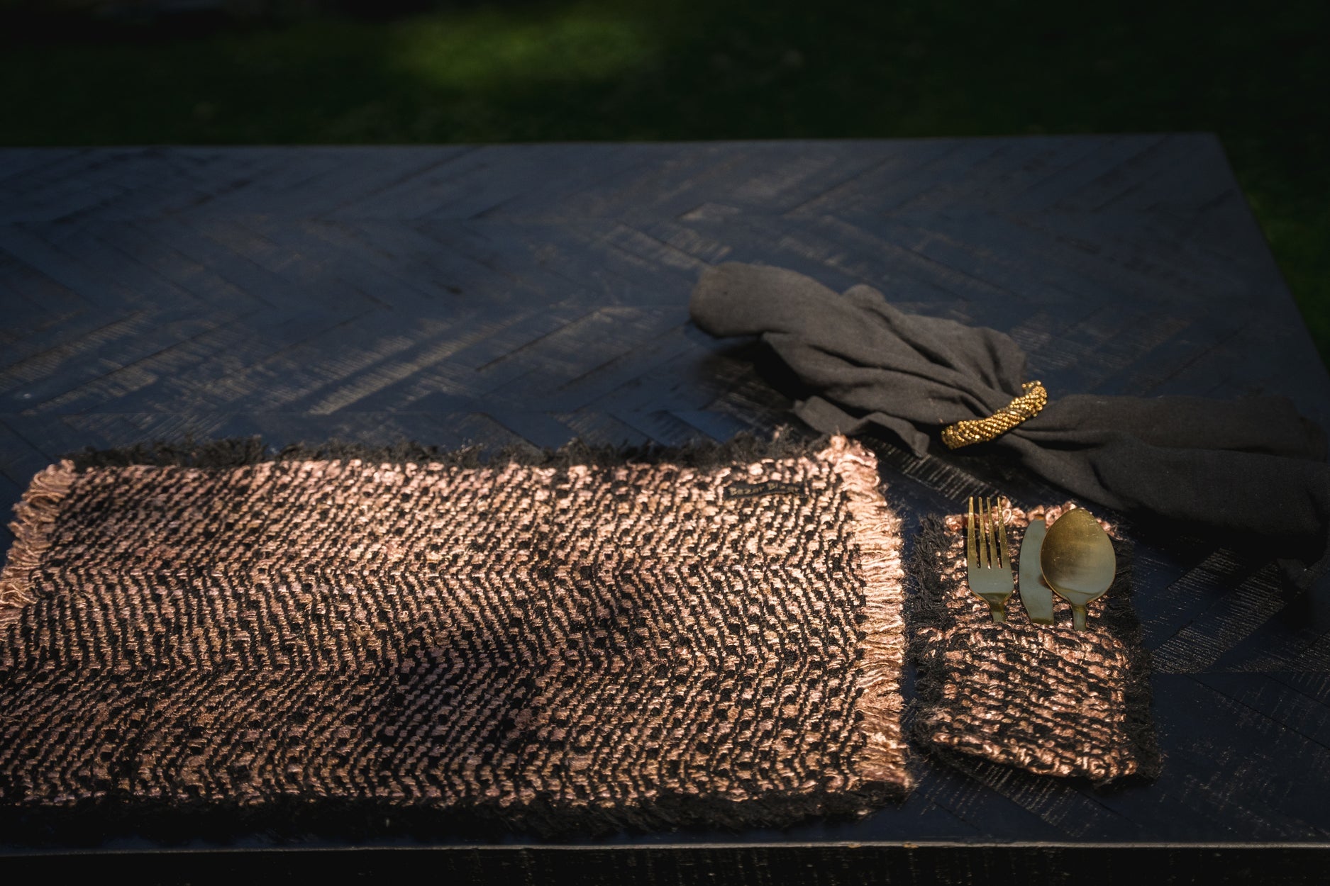 The Oh My Gee Cutlery Holder - Black Copper