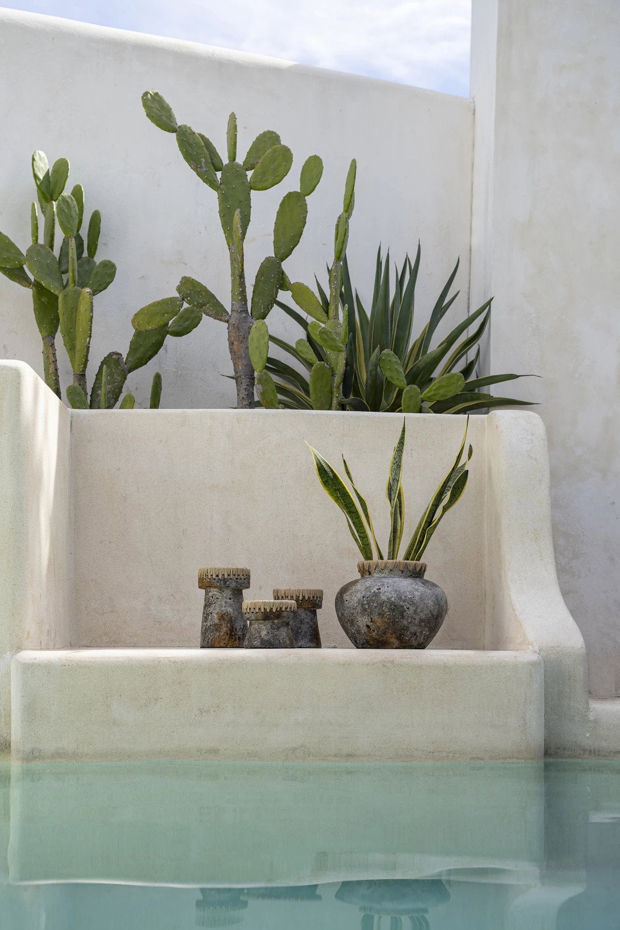 Die stylische Vase – Antikgrau – L
