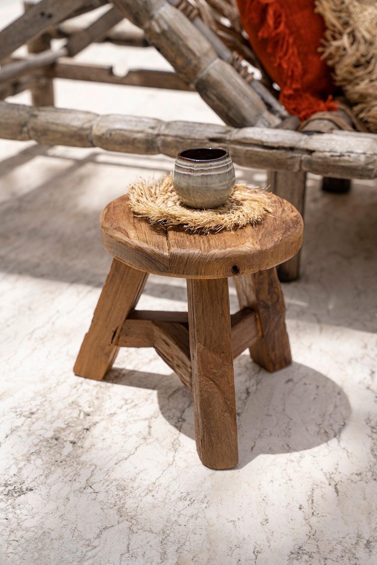 Kruk Yatai – gerecycled teakhout, naturel, 37x37x33 cm