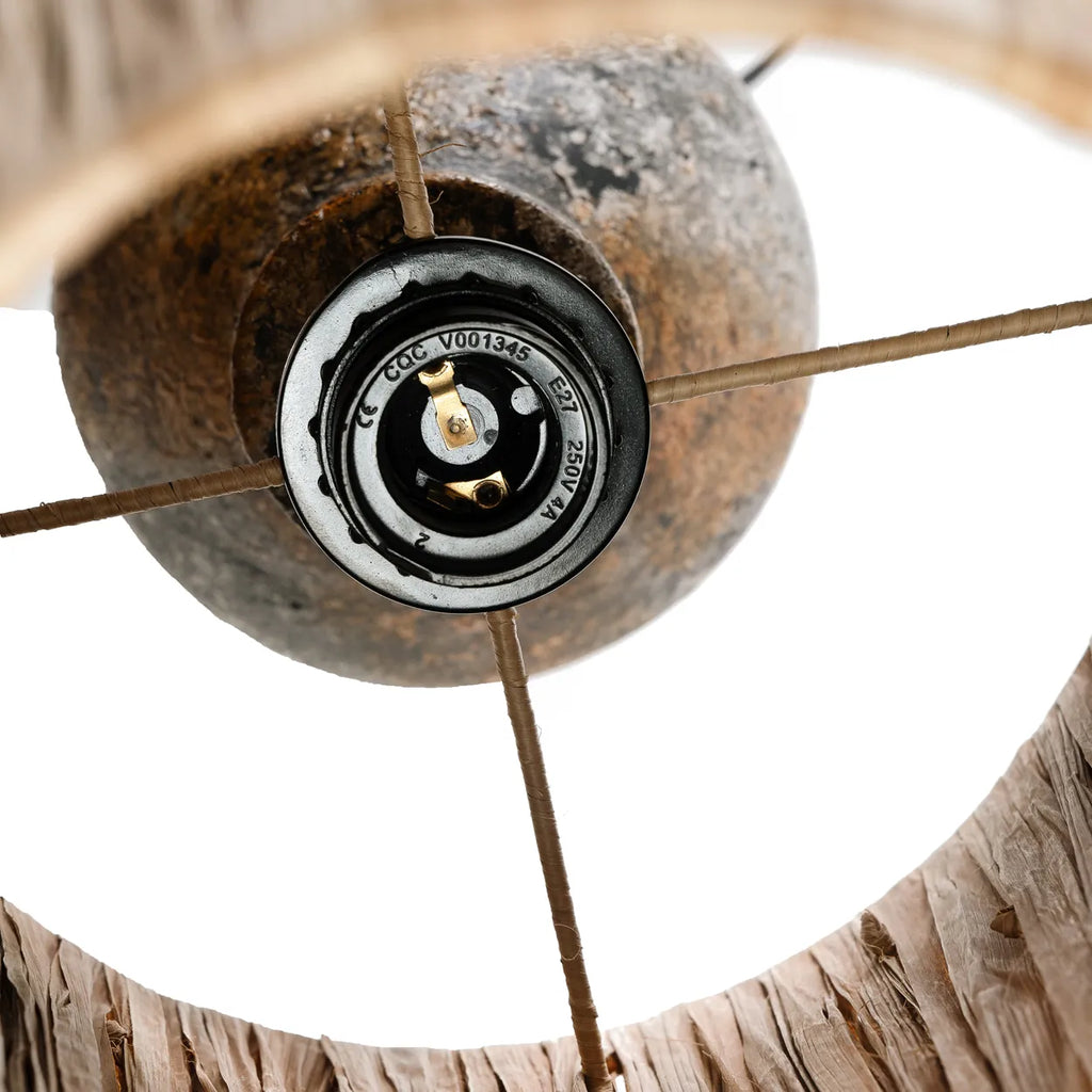 Die Ithaka Tischlampe - Antik Grau Natur