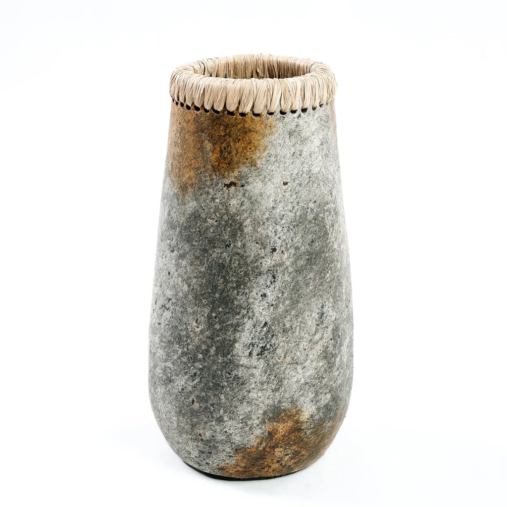 Die hinterhältige Vase - Antikgrau - L