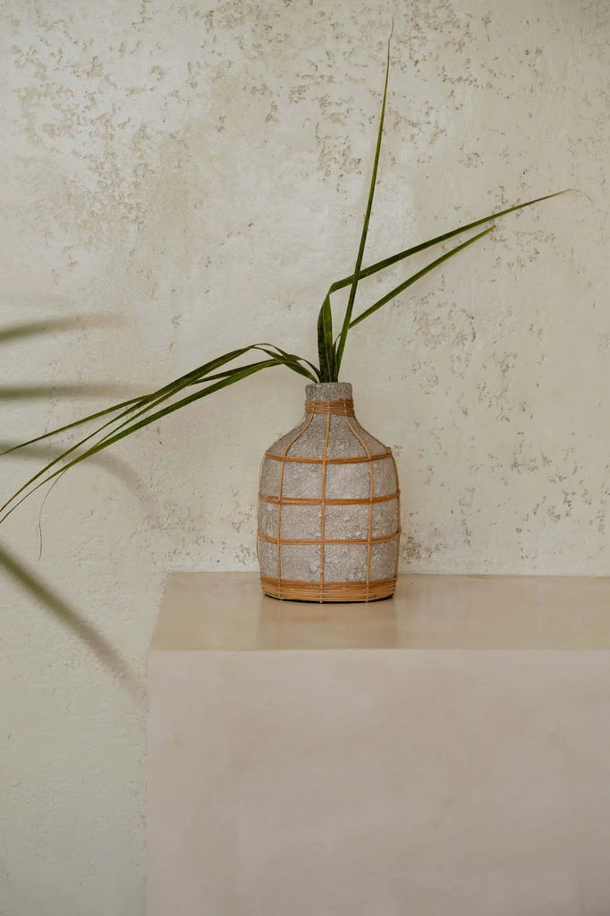 Die Whoopy Vase - Beton Natur - L
