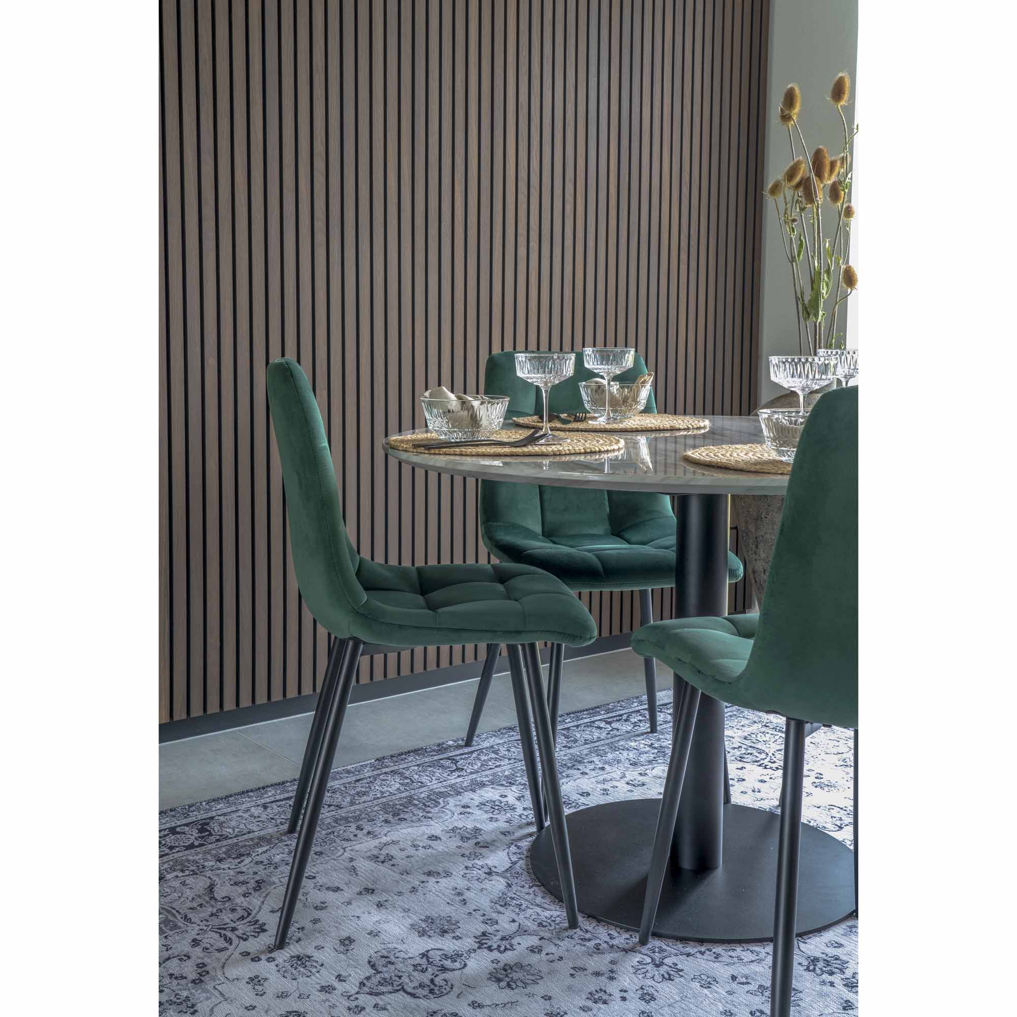 MIDDELFART DINING CHAIR VELVET DONKERGROEN | ZWARTE POTEN (SET VAN 2)