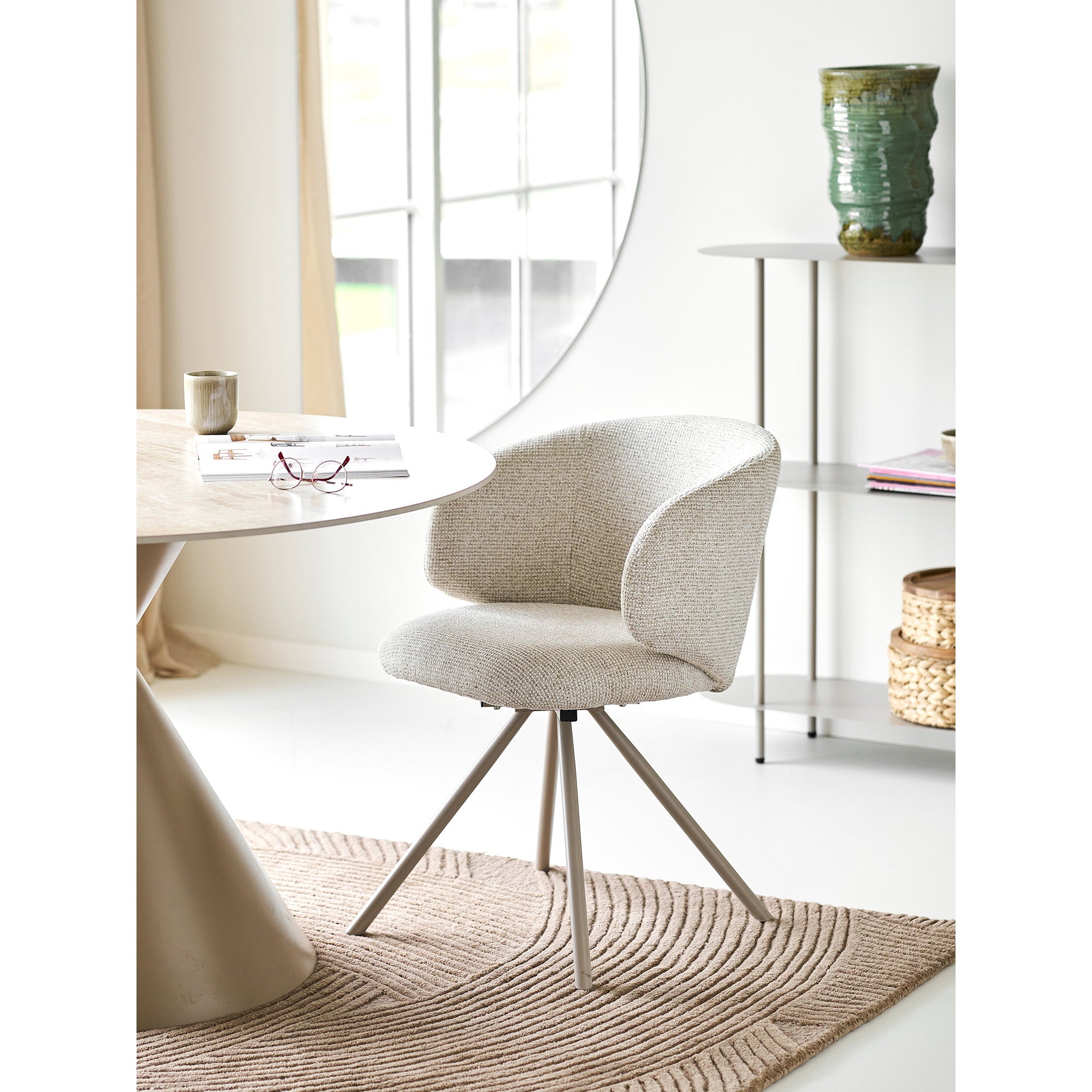 FULHAM DINING CHAIR DRAAIBAAR ZAND | ZANDKLEURIGE POTEN (SET VAN 2)