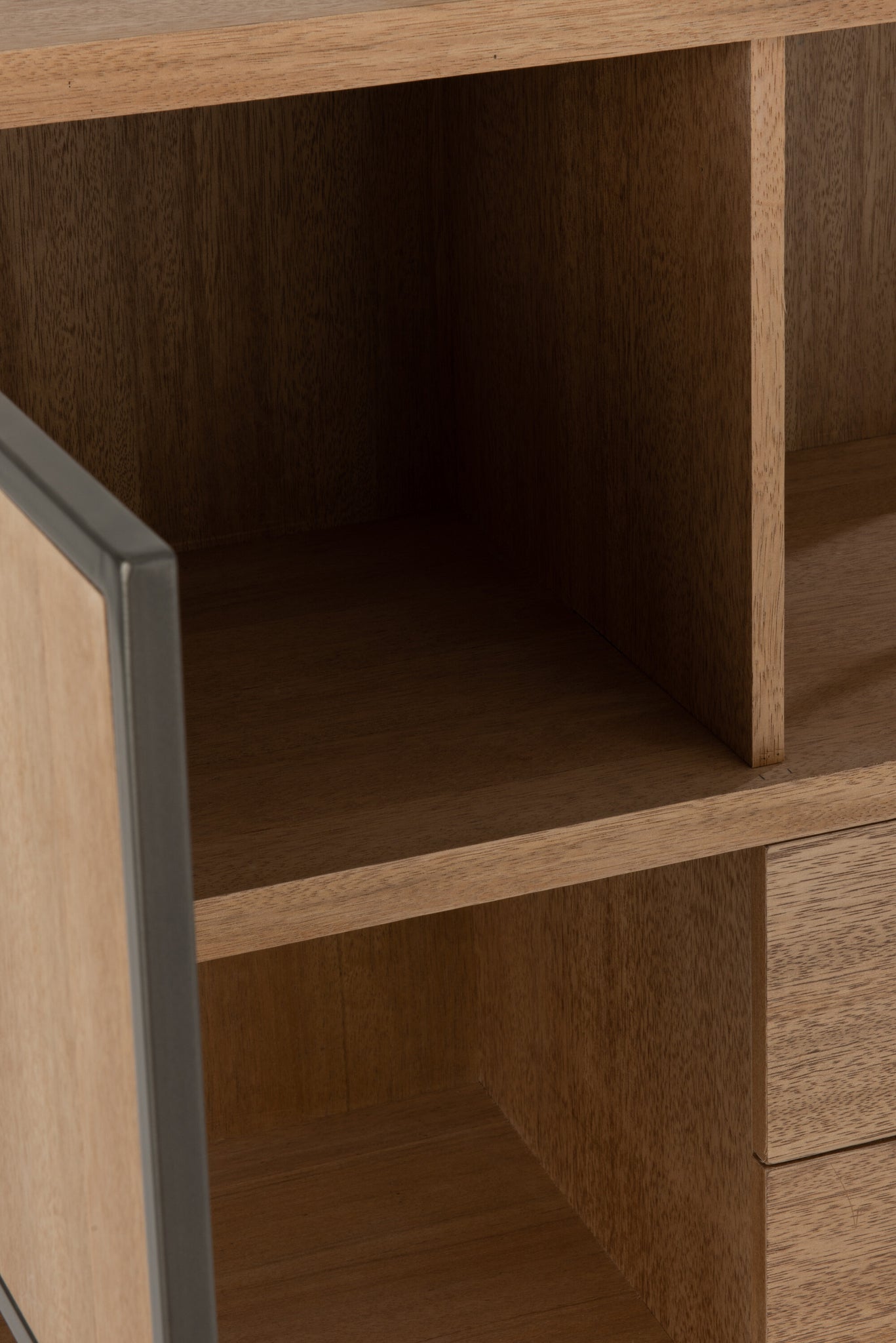 Closet Different Compartments Wood/Metal Natural