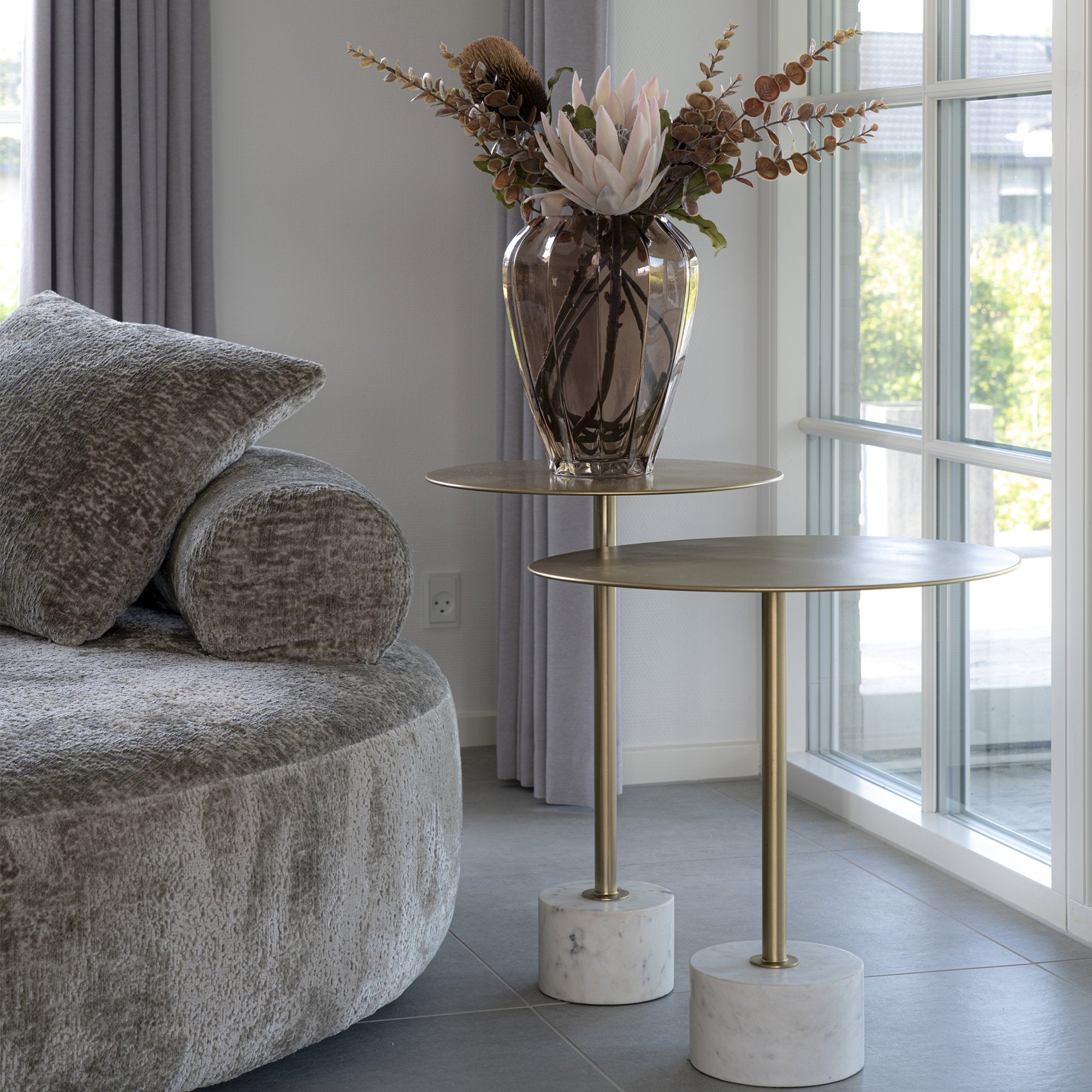 Lecco Side table - Side table in brass and marble ø51x52 cm