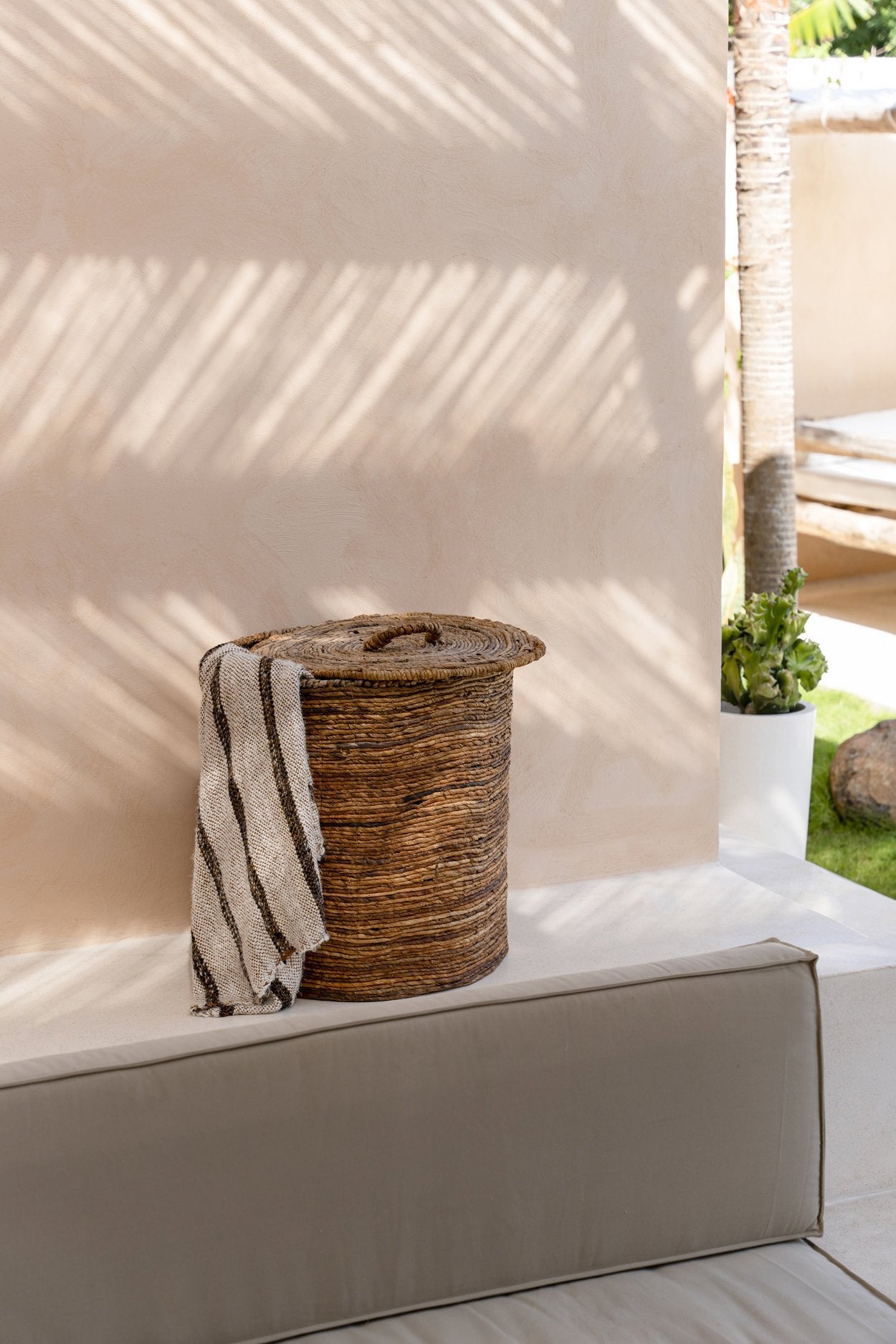 Das s'il vous Plaid – Bohemian White