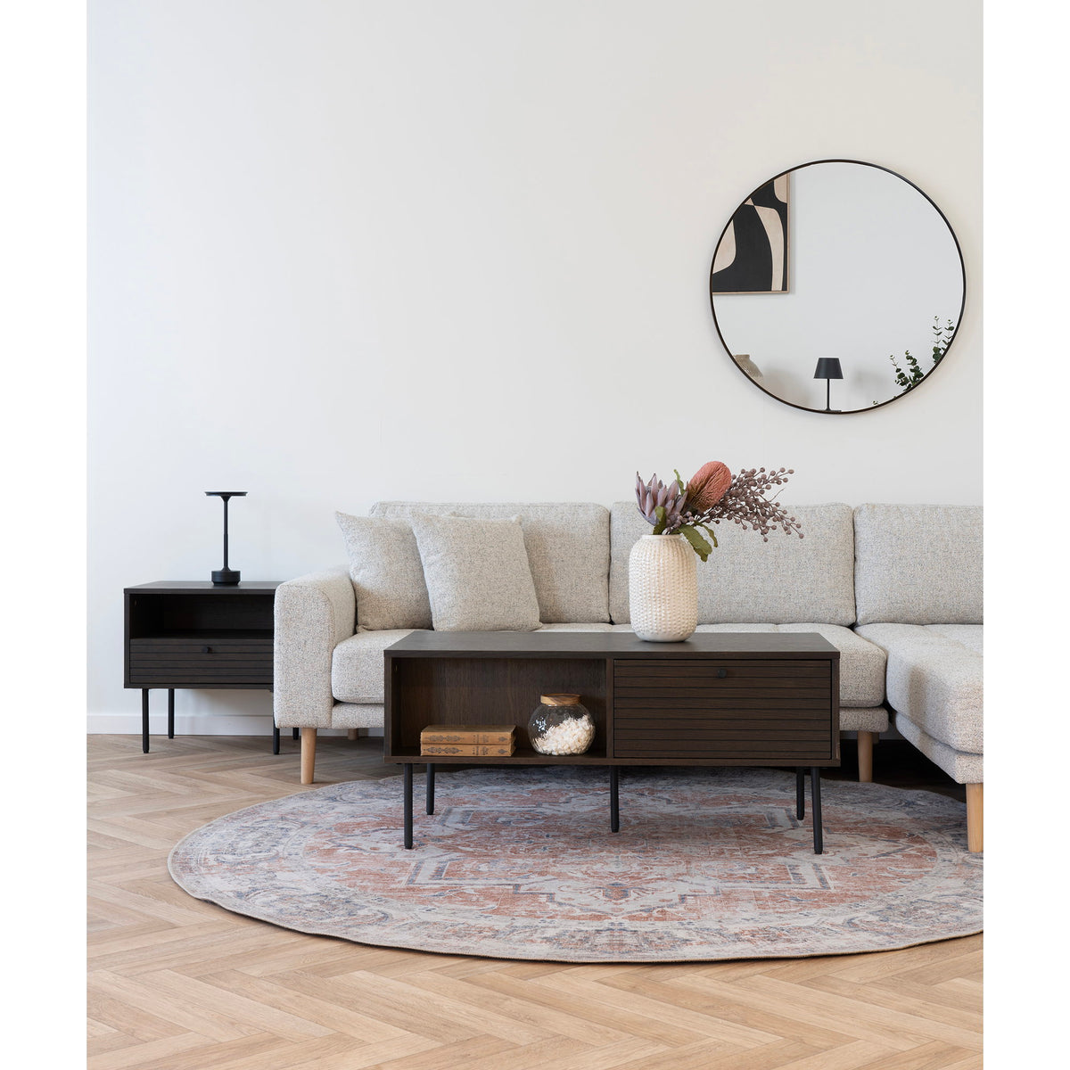 Couchtisch Kyoto - Couchtisch, 2 Schubladen, Eichenfurnier, geräuchert, schwarze Metallbeine 50x100x45 cm