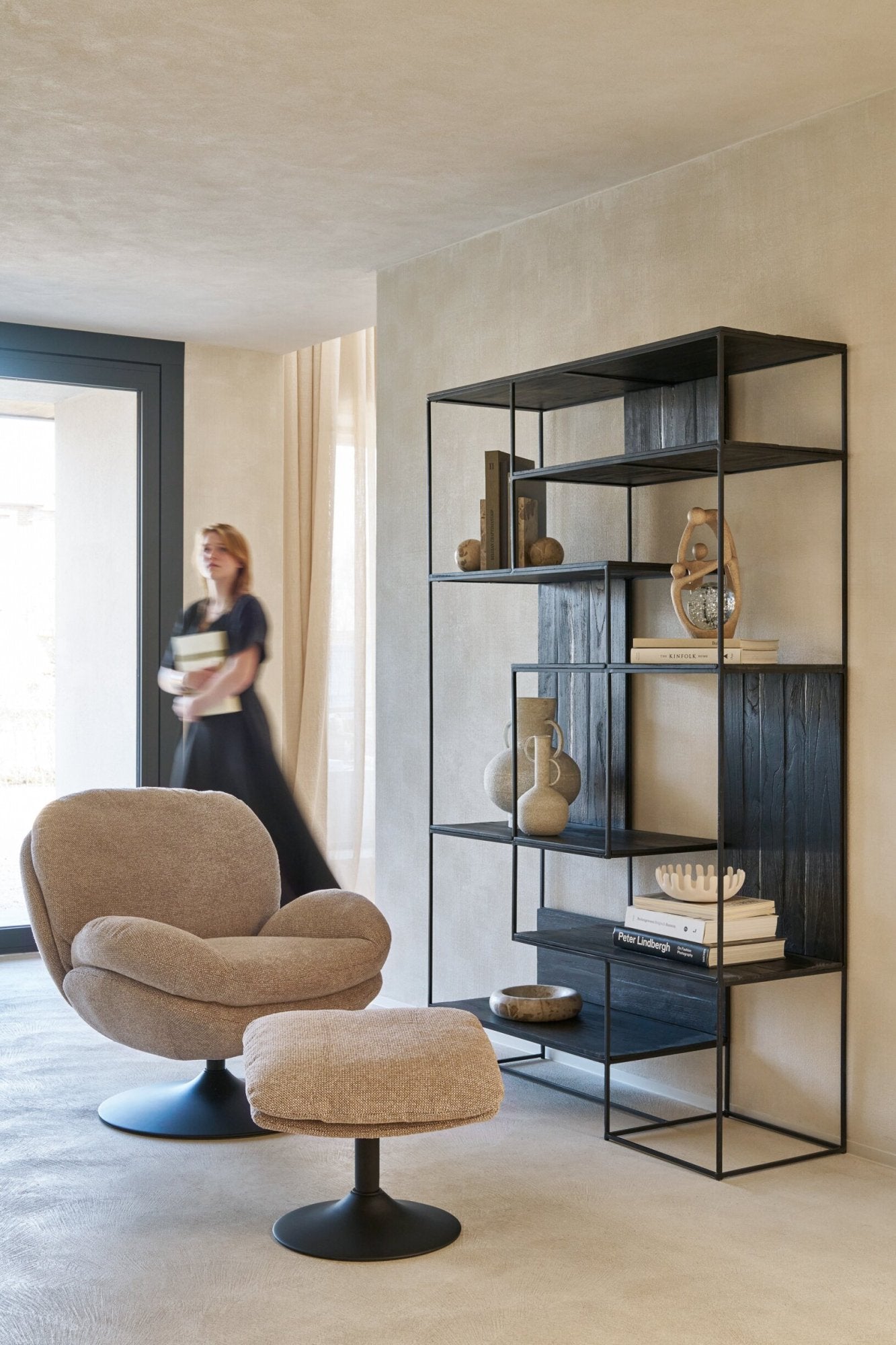 Lounge Chair + Hocker Matel Beige