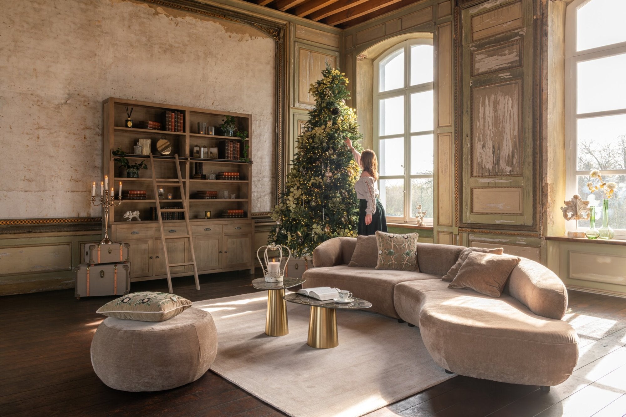 4-Sitzer Sofa + 4 Kissen Sperrholz/Stoff Taupe