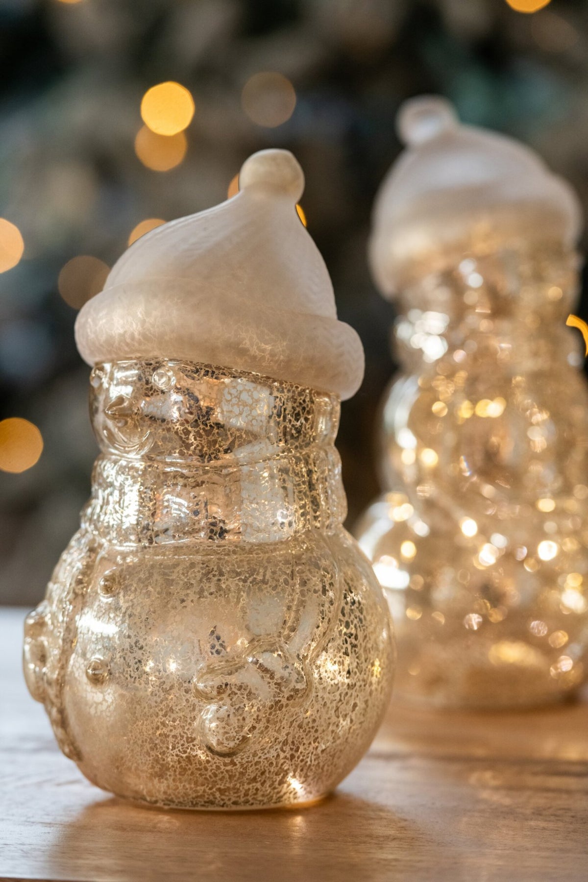 Sneeuwpop met LED klein – glas, zilver, Ø15×27 cm