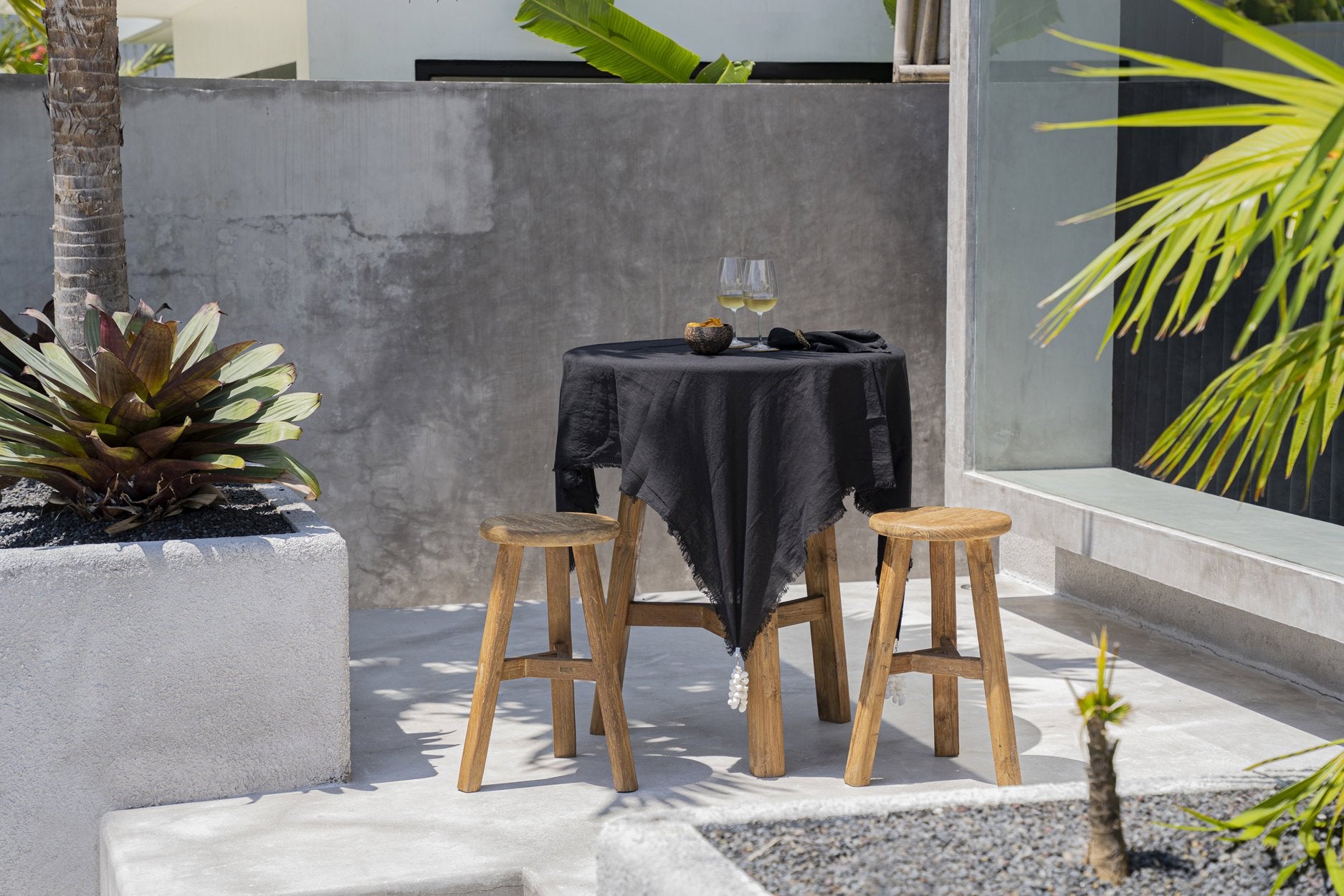 The Linen Tablecloth - Black - 150x200