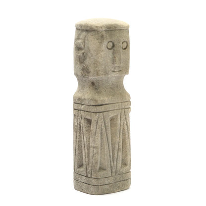 Die Sumba-Steinstatue Nr. 04