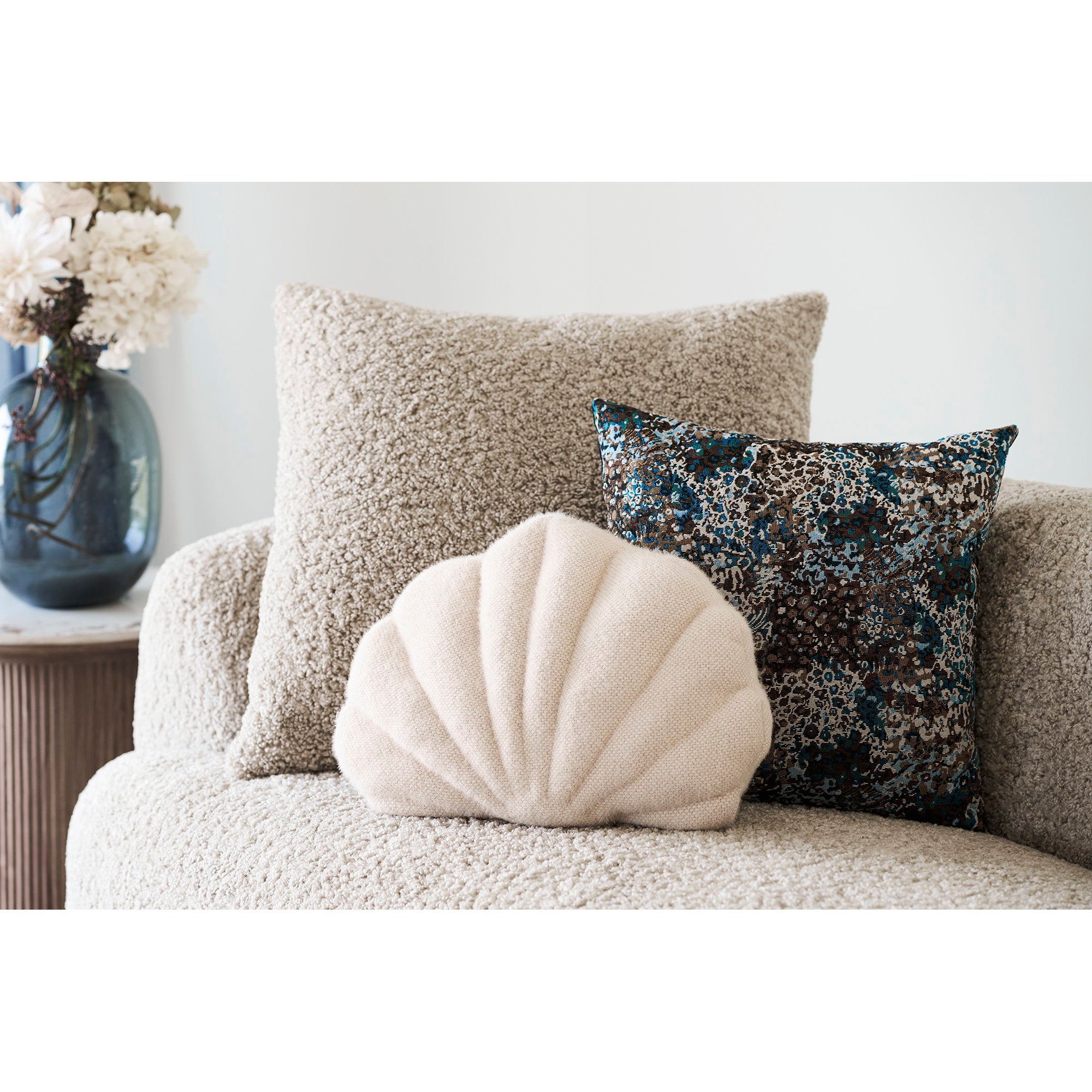 Darling Cushion - Cushion, beige 33x45 cm
