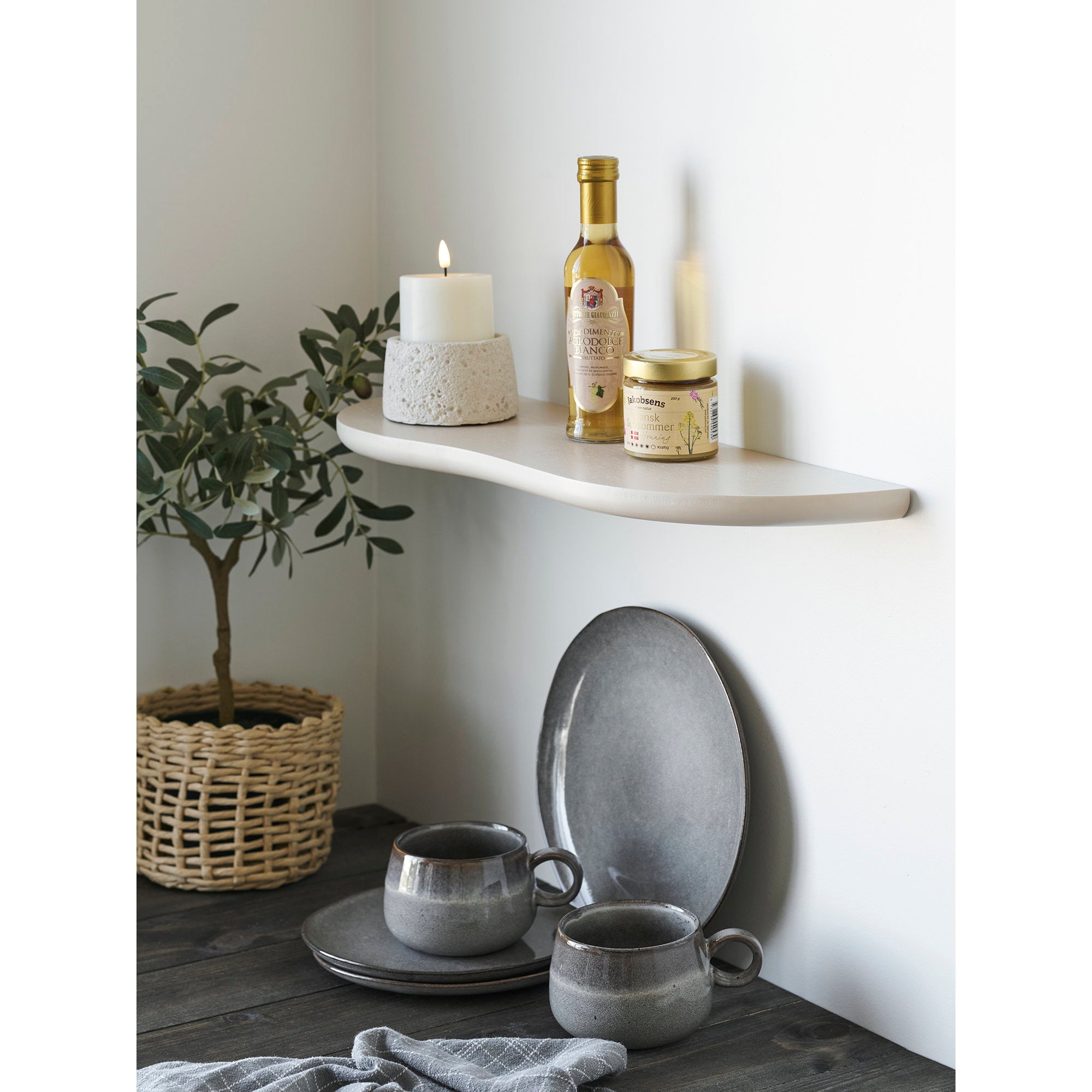 Botta Wall Shelf - Wall shelf, beige 57x19x2,5 cm