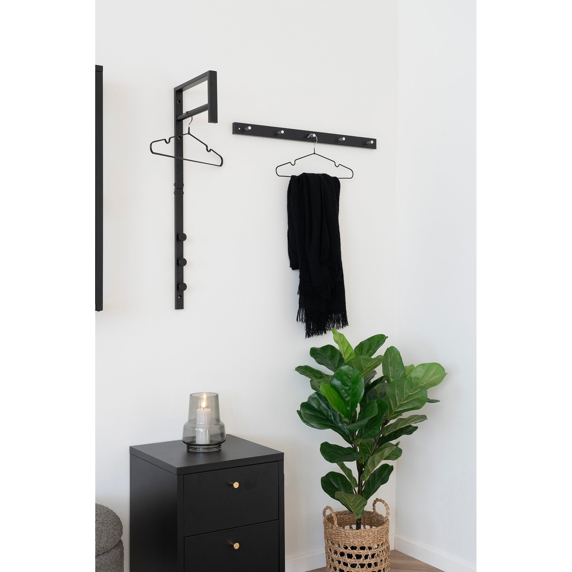 Trento Clothes Rack - Clothes rack, metal, black 3x30x82 cm