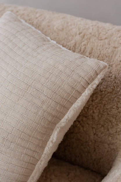 Teddy-Kissen mit Ziernähten, Baumwolle/Polyester, Grau