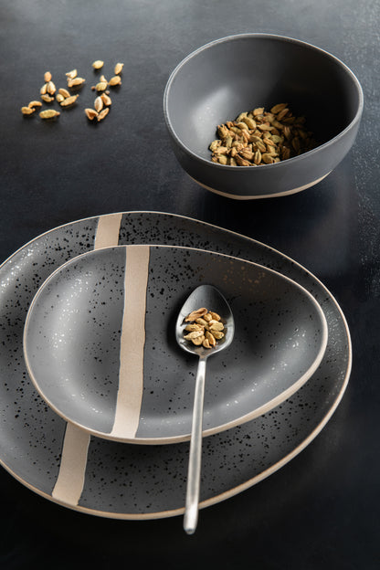 Plate  Ceramic Black/Taupe Large