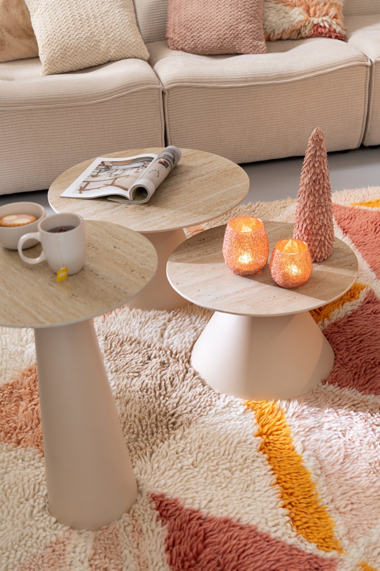 2er Set Beistelltische Cone Eisen Ecru/Beige