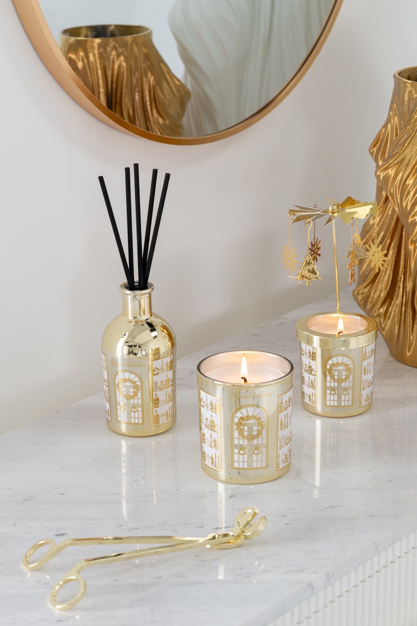Reed Diffuser Surprise Window Fragrance Oil White/Gold Colored