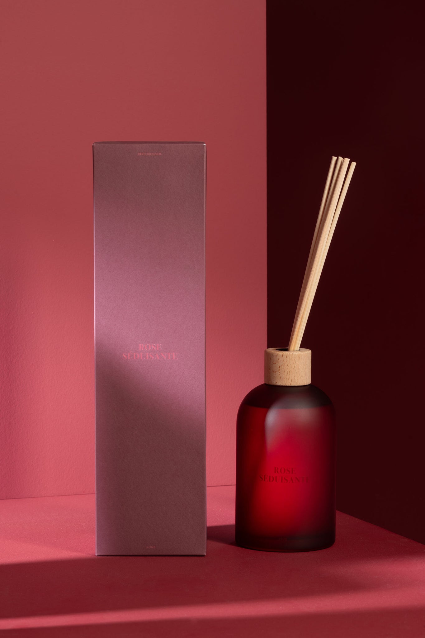 Reed Diffuser Accords Essentiels Rose Seduisante-550Ml
