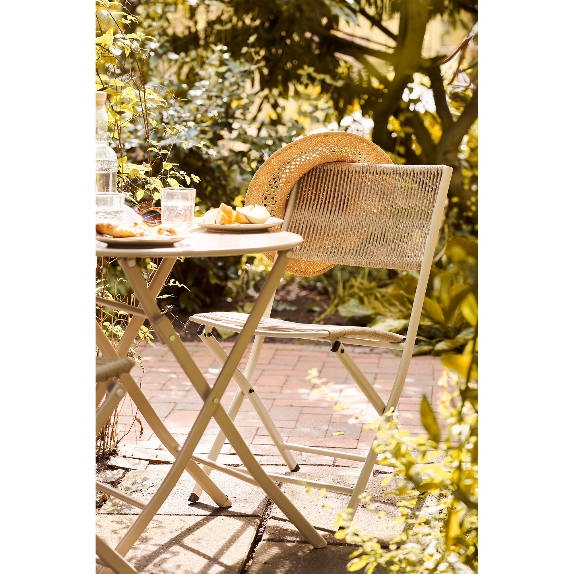 Arcas bistro set van rope en staal in taupe met 2 stoelen en tafel