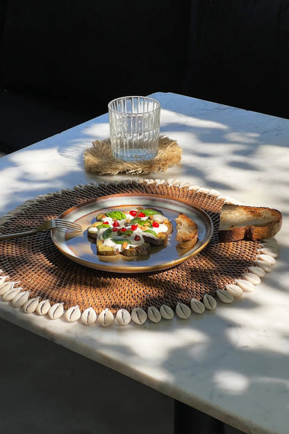 Platzset „Koloniale Muschel“ – Naturbraun