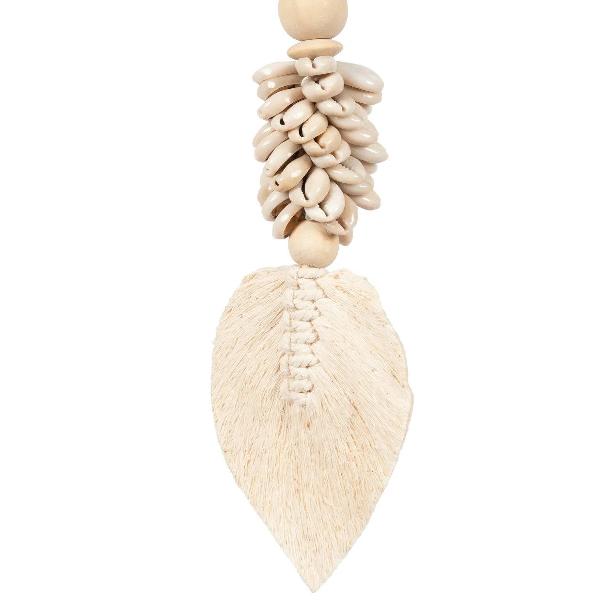 The Leaf &amp; Shell Tassel - Natural