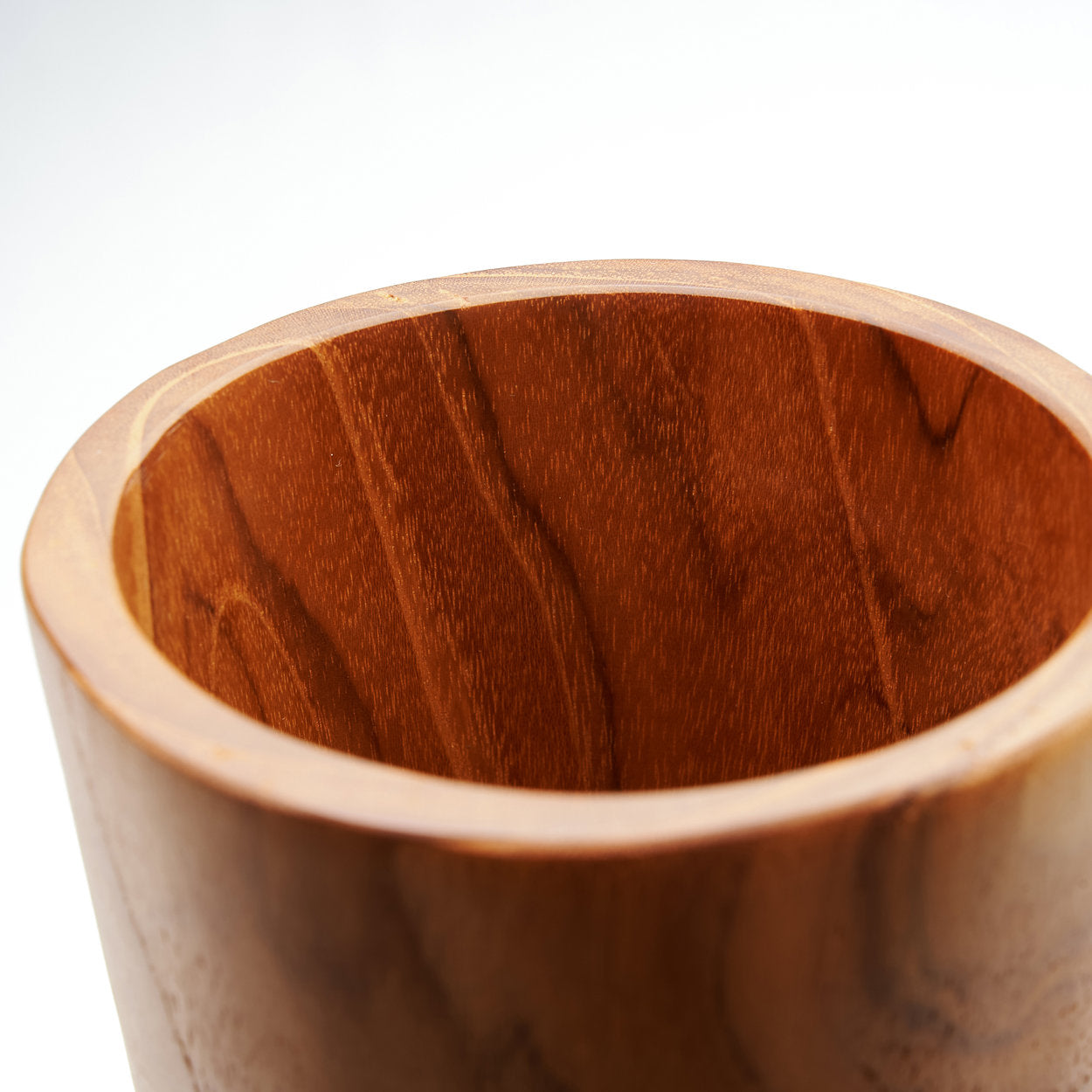 Der Teak Root Cup - Niedrig