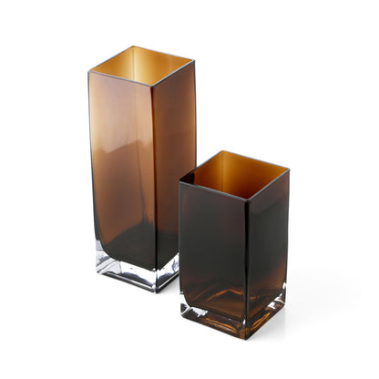 Vaas Amber Cuboid – gerecycled glas, amber, 10x10x30 cm