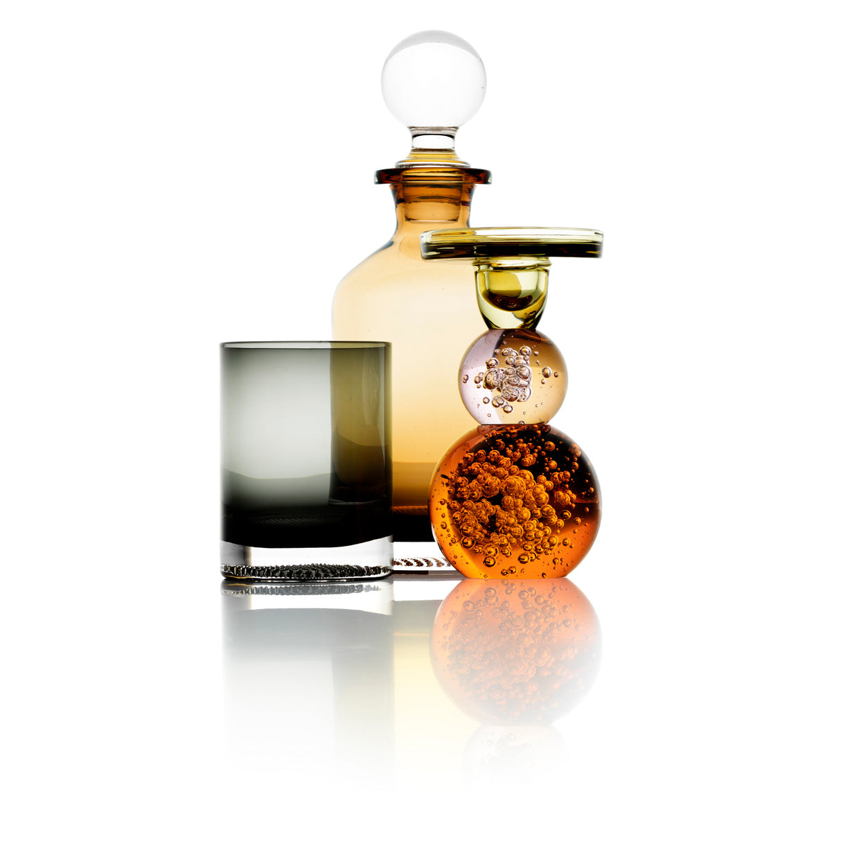 Karaf Dot Decanter – gerecycled glas, amber, ø9×27 cm